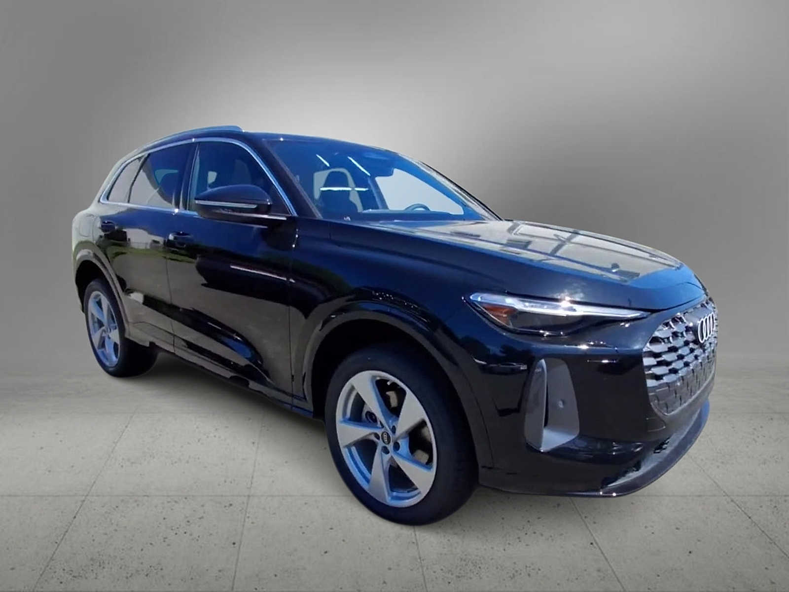 Thumbnail: 2025 Audi Q5 - 2