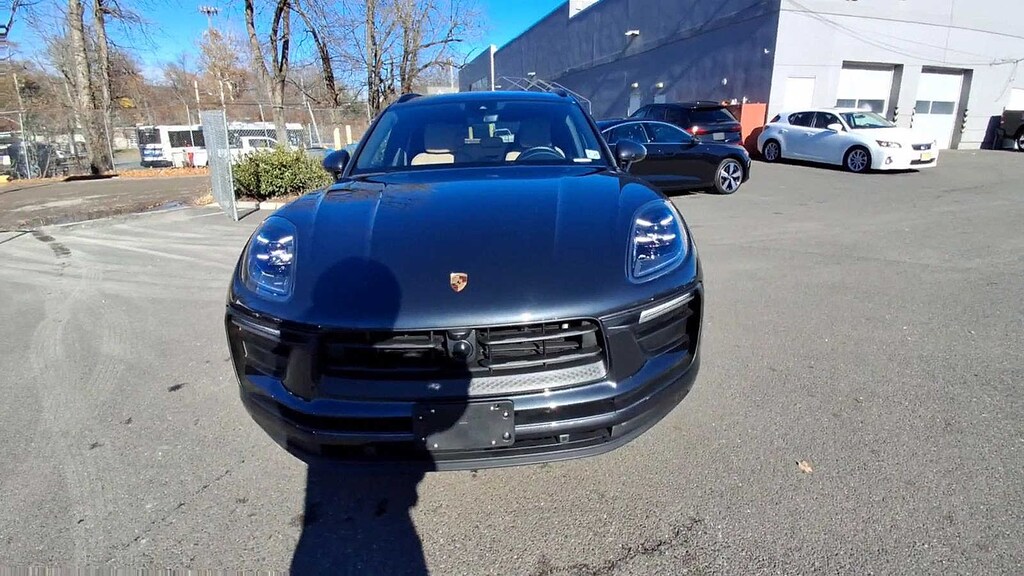 Used 2024 Porsche Macan SUV