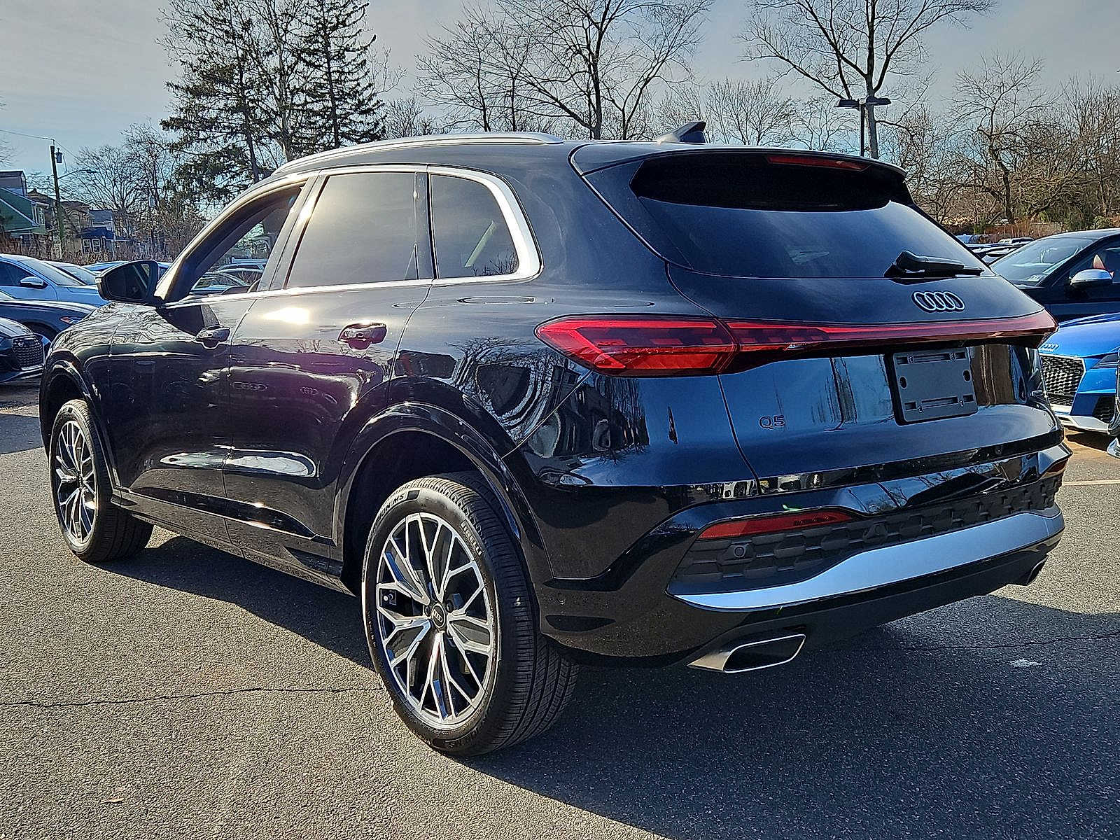 Thumbnail: 2025 Audi Q5 - 22