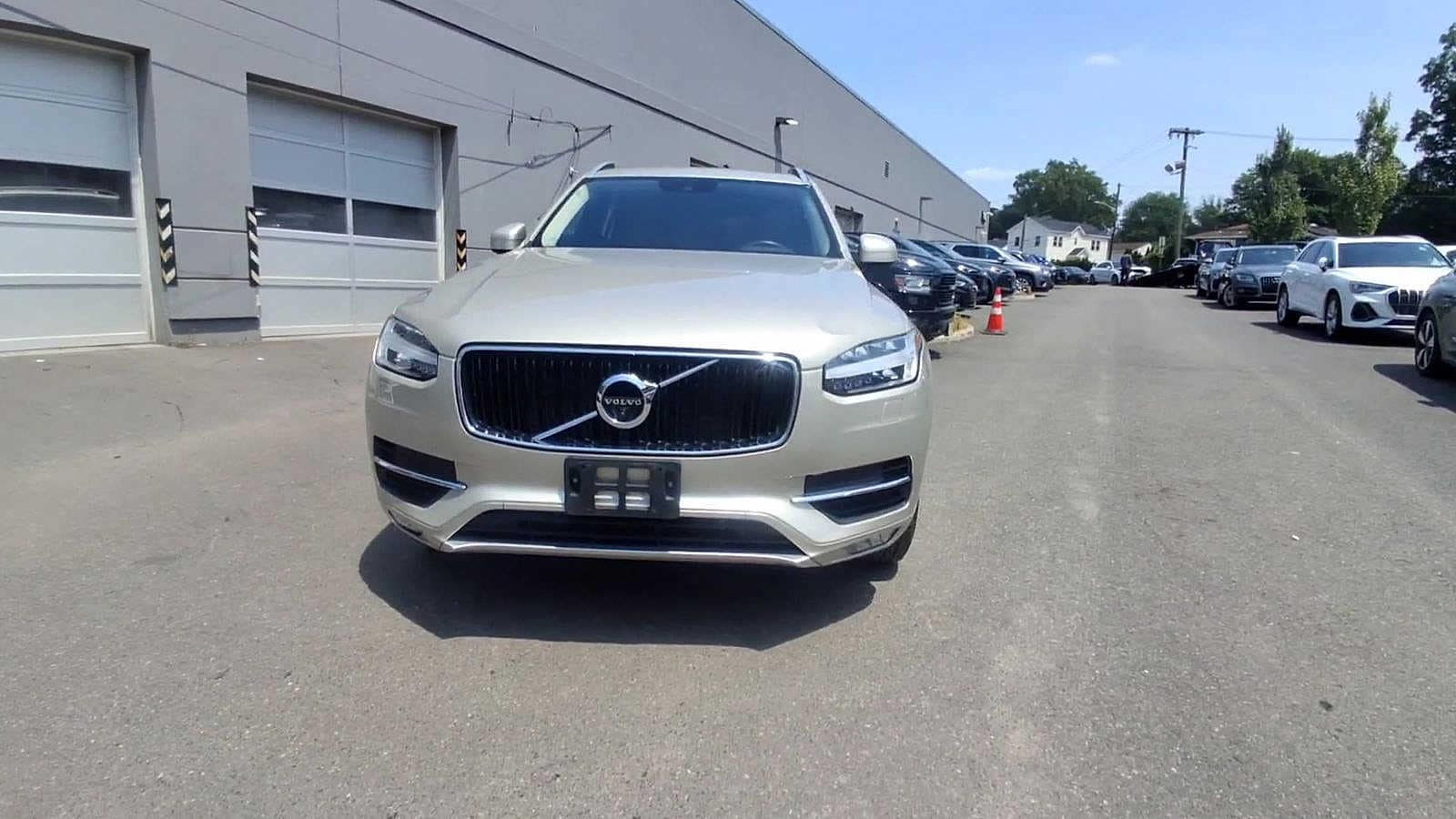 Thumbnail: 2018 Volvo XC90 - 2