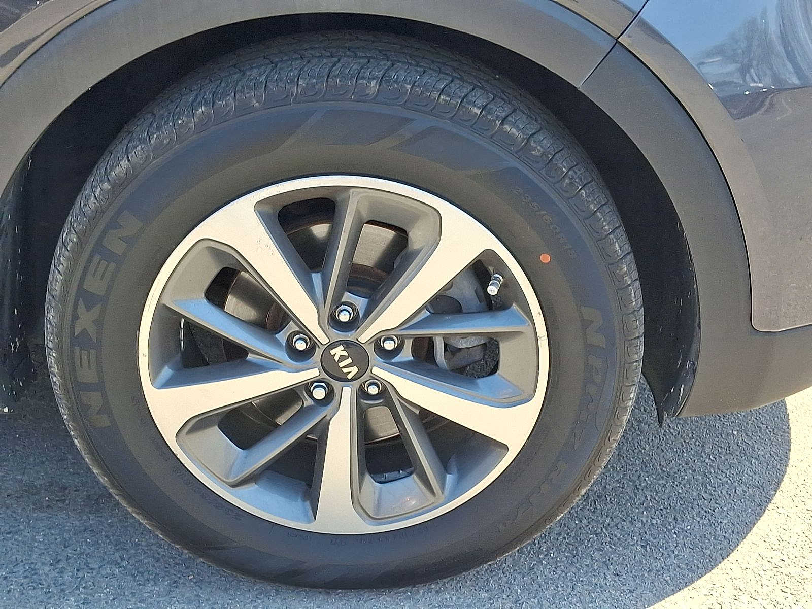 Thumbnail: 2019 Kia Sorento - 26