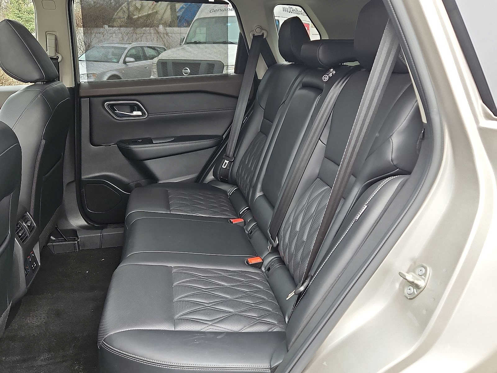 Thumbnail: 2022 Nissan Rogue - 20