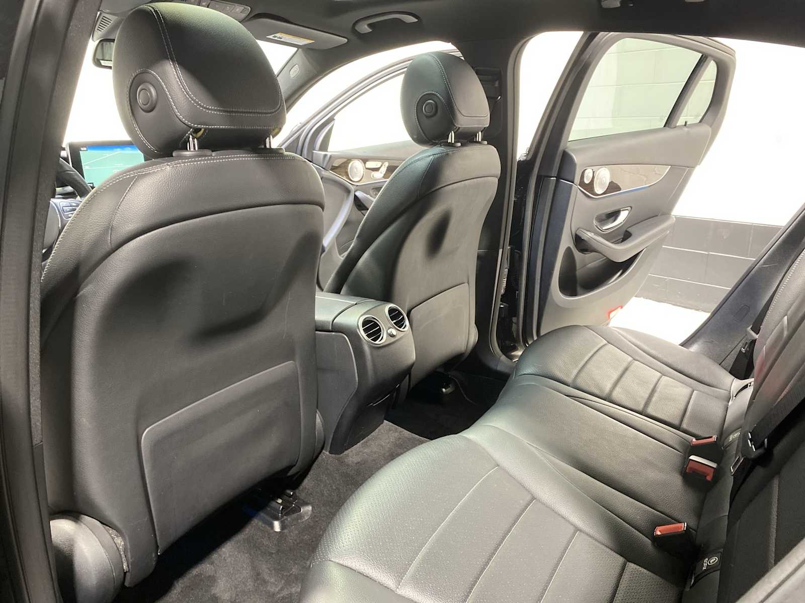 Thumbnail: 2019 Mercedes-Benz GLC - 12