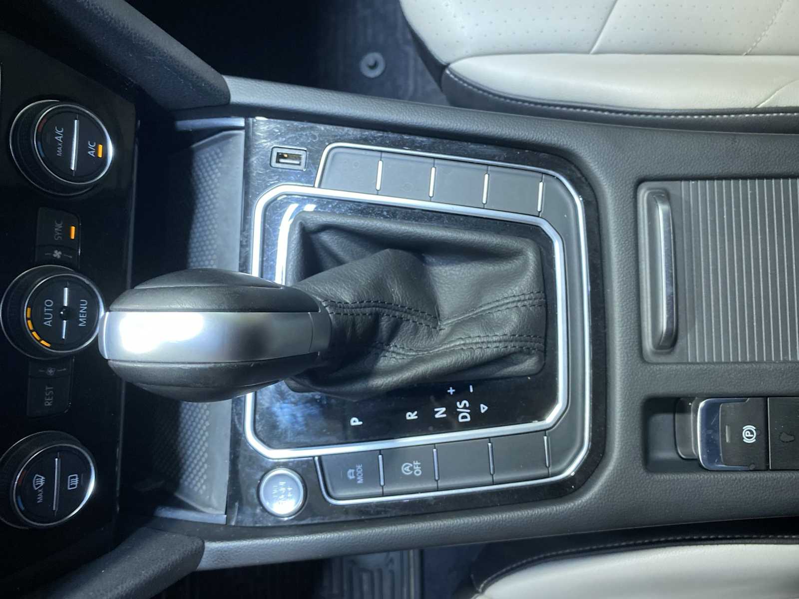 Thumbnail: 2019 Volkswagen Arteon - 17