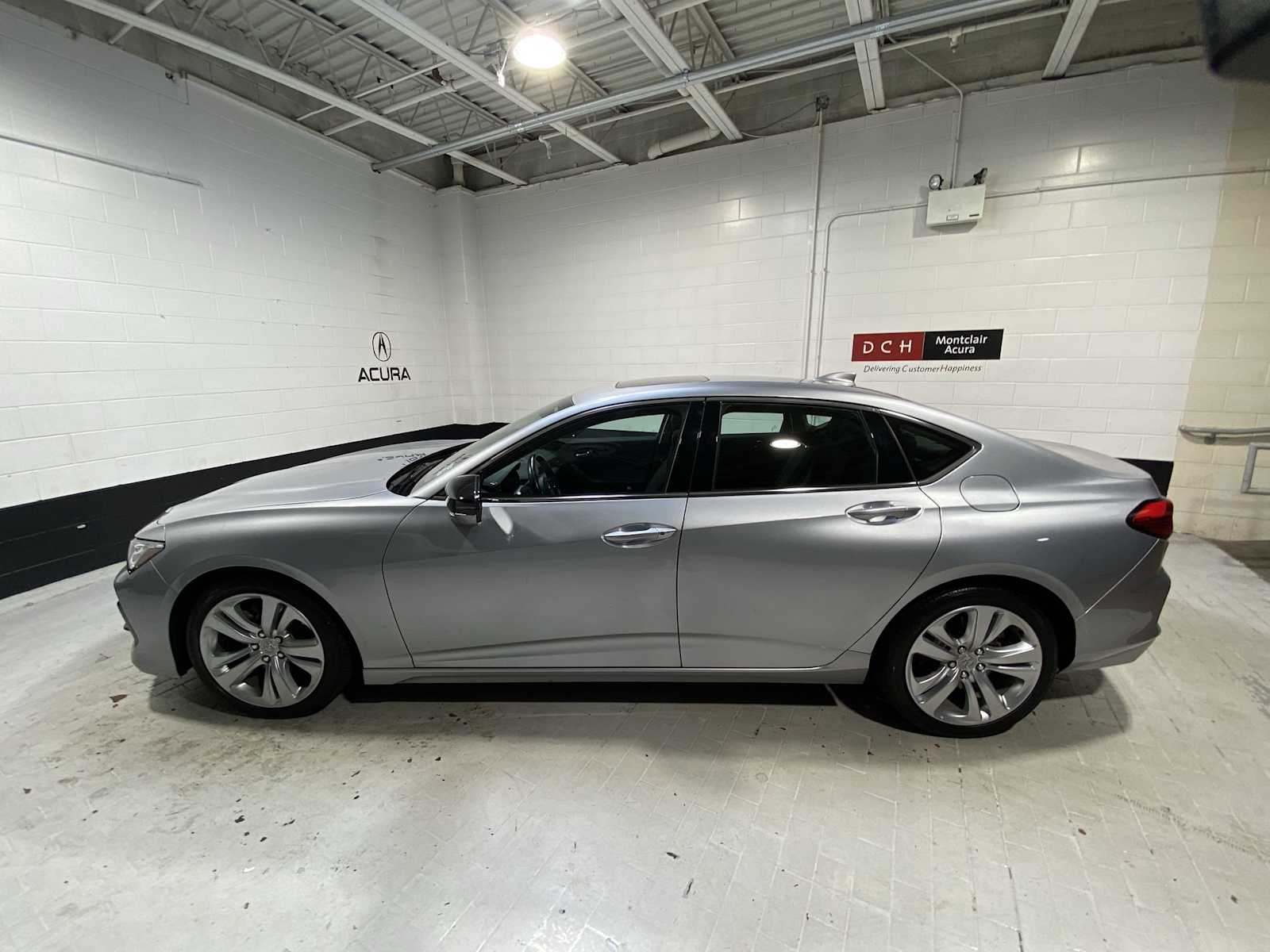 Thumbnail: 2023 Acura TLX - 3