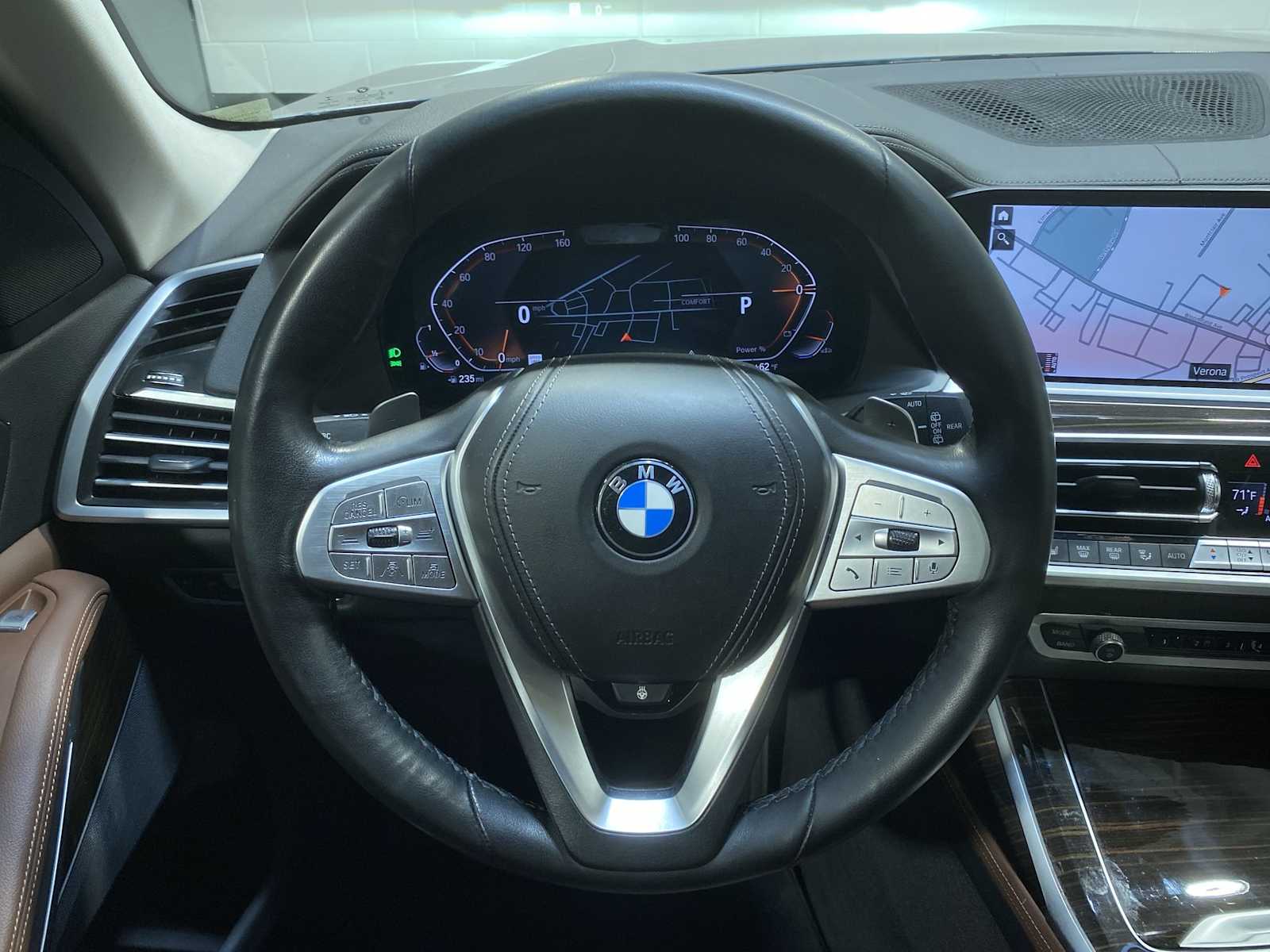 Thumbnail: 2021 BMW X7 - 15