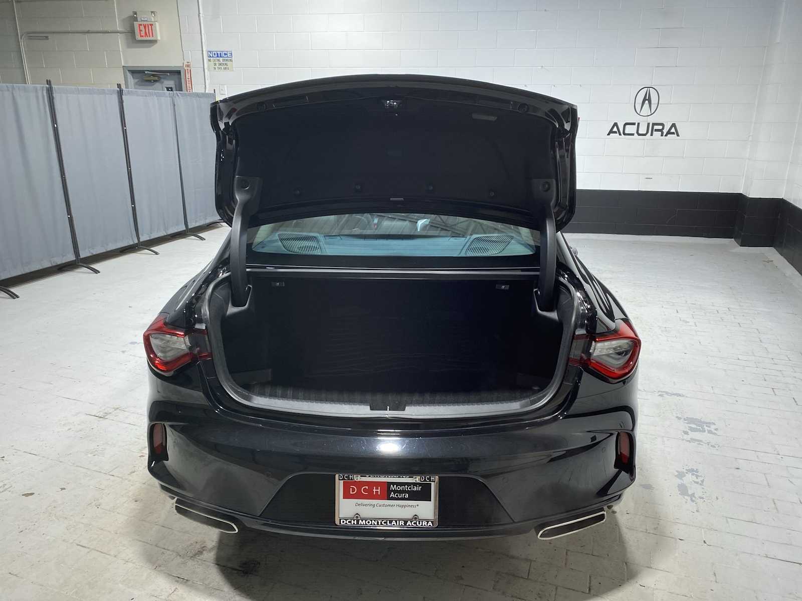 Thumbnail: 2022 Acura TLX - 19