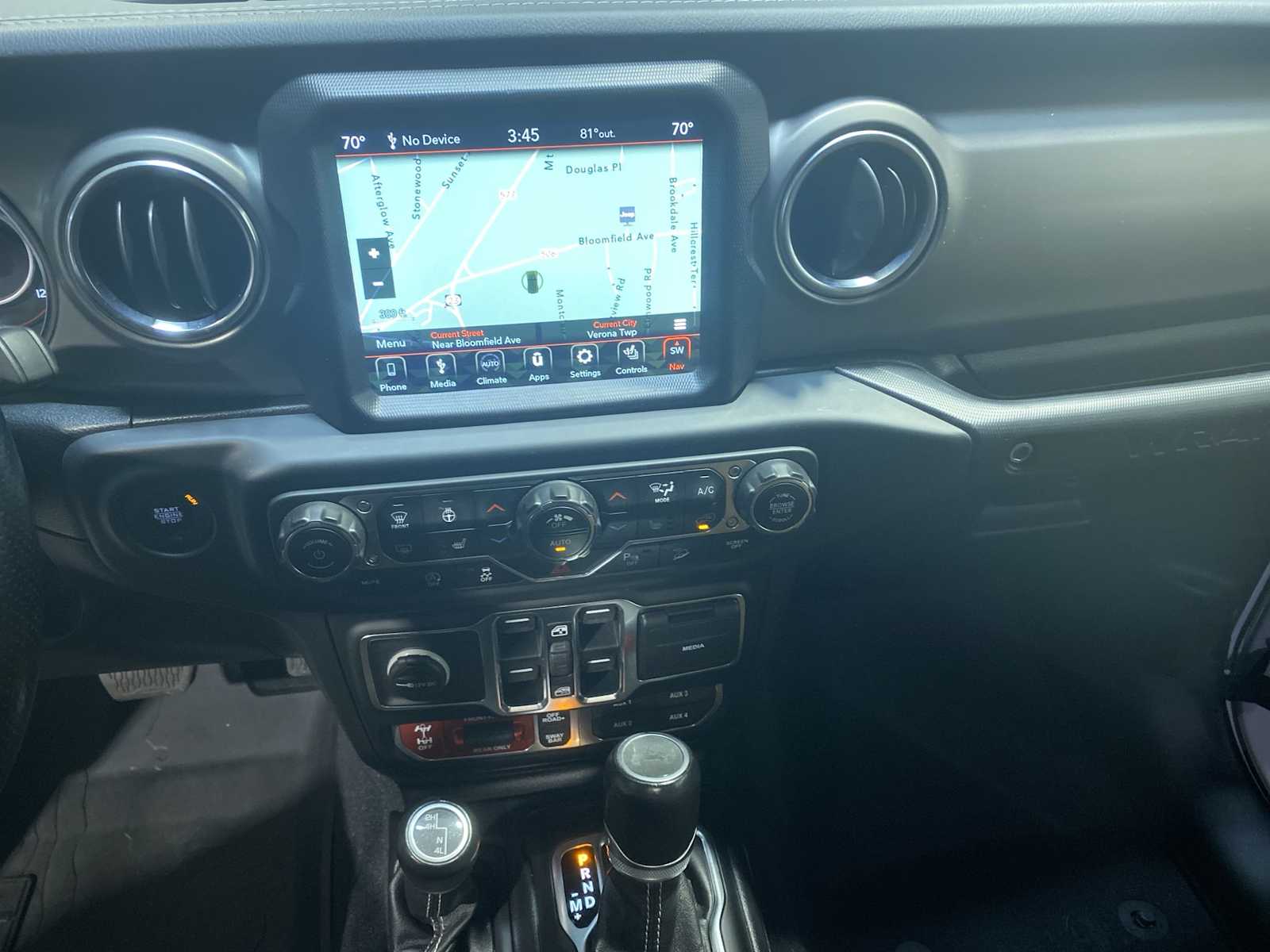 Thumbnail: 2021 Jeep Wrangler - 16