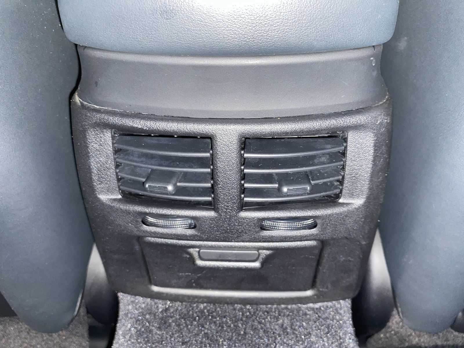 Thumbnail: 2011 Lexus IS - 25