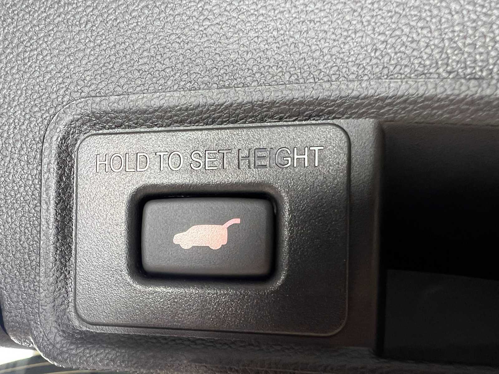 Thumbnail: 2026 Acura RDX - 28