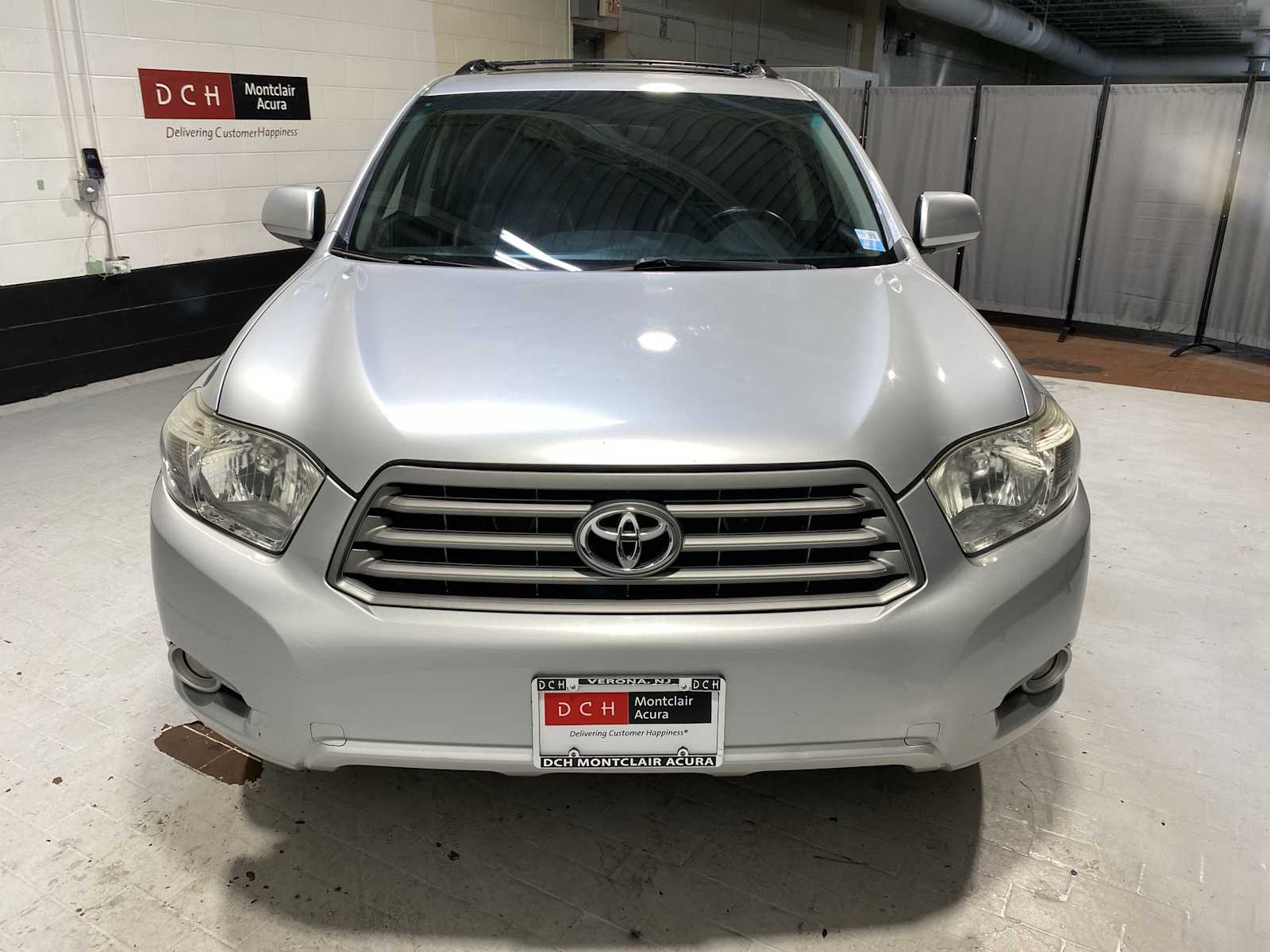 Thumbnail: 2010 Toyota Highlander - 6