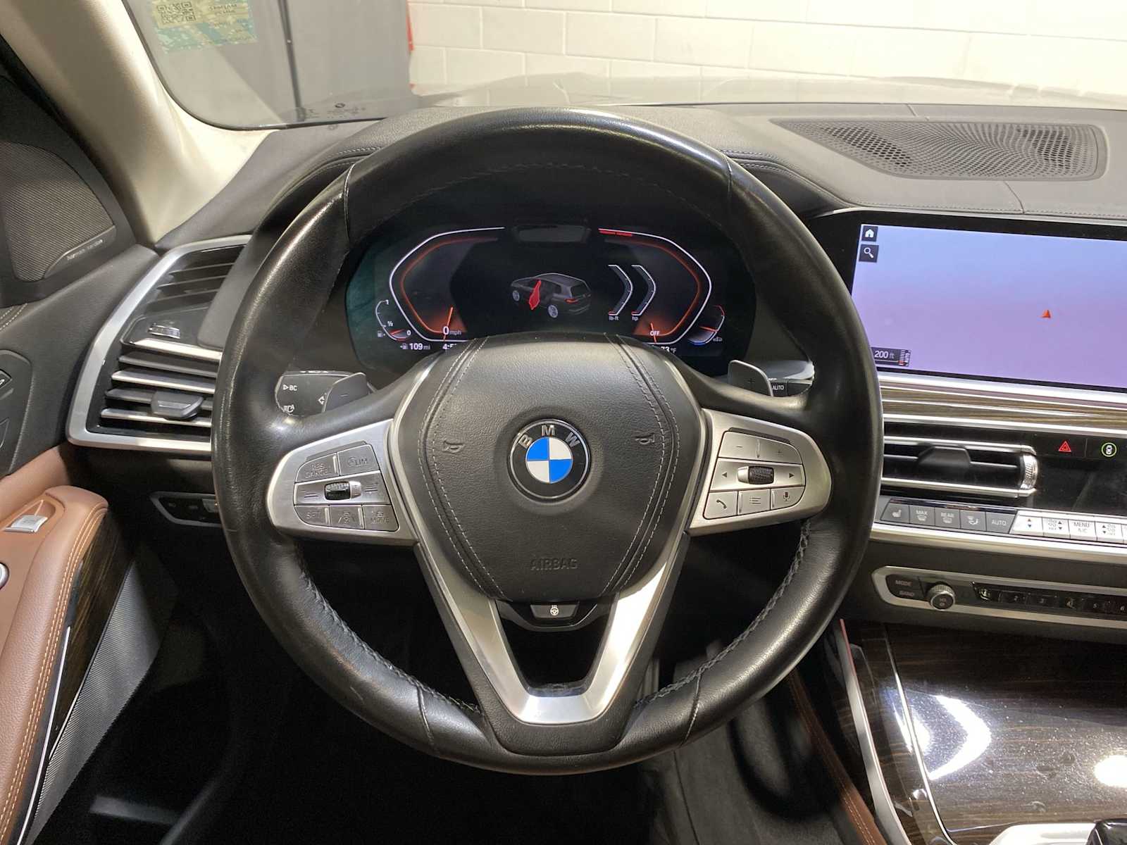 Thumbnail: 2019 BMW X7 - 15