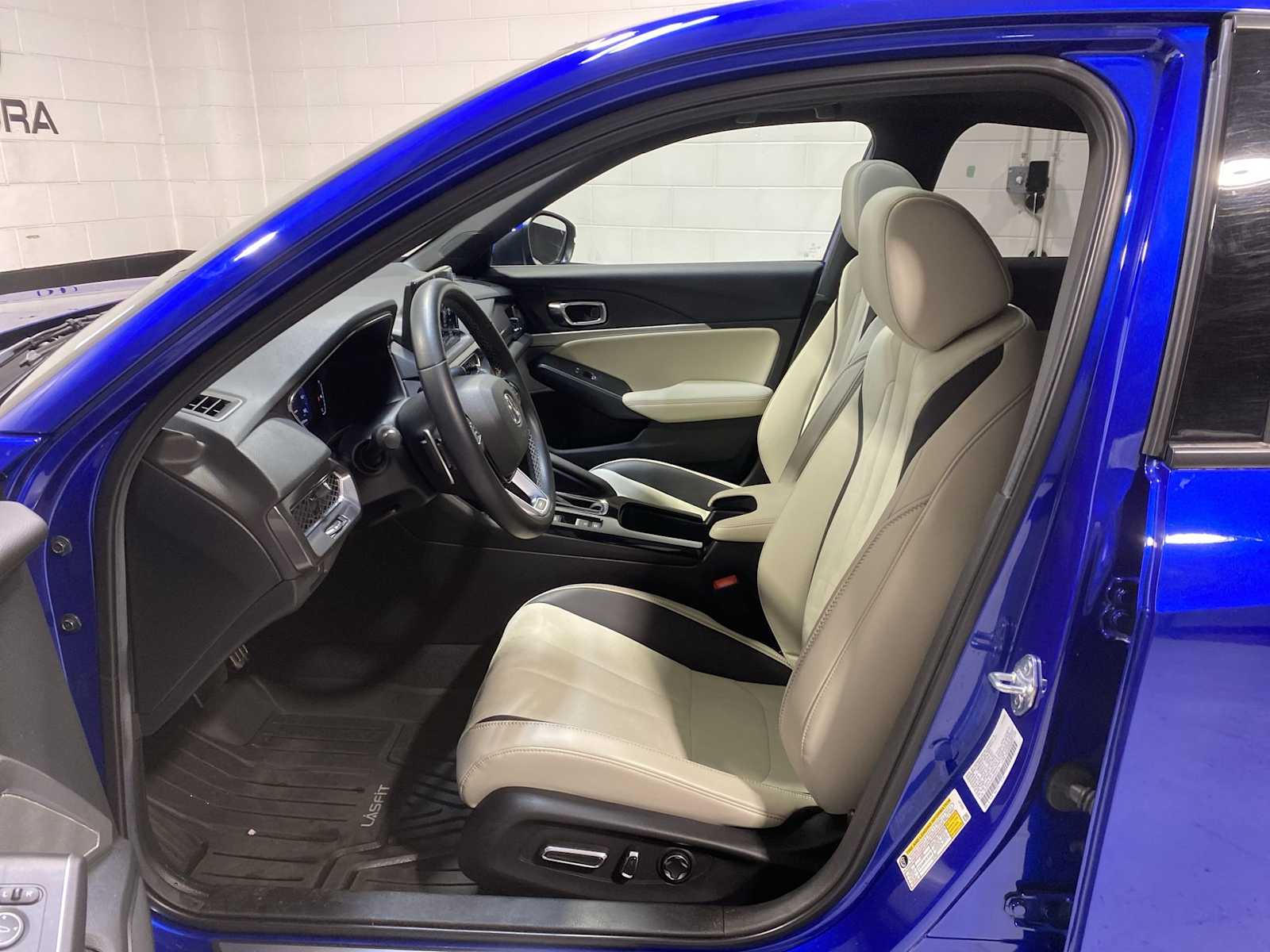 Thumbnail: 2024 Acura Integra - 2