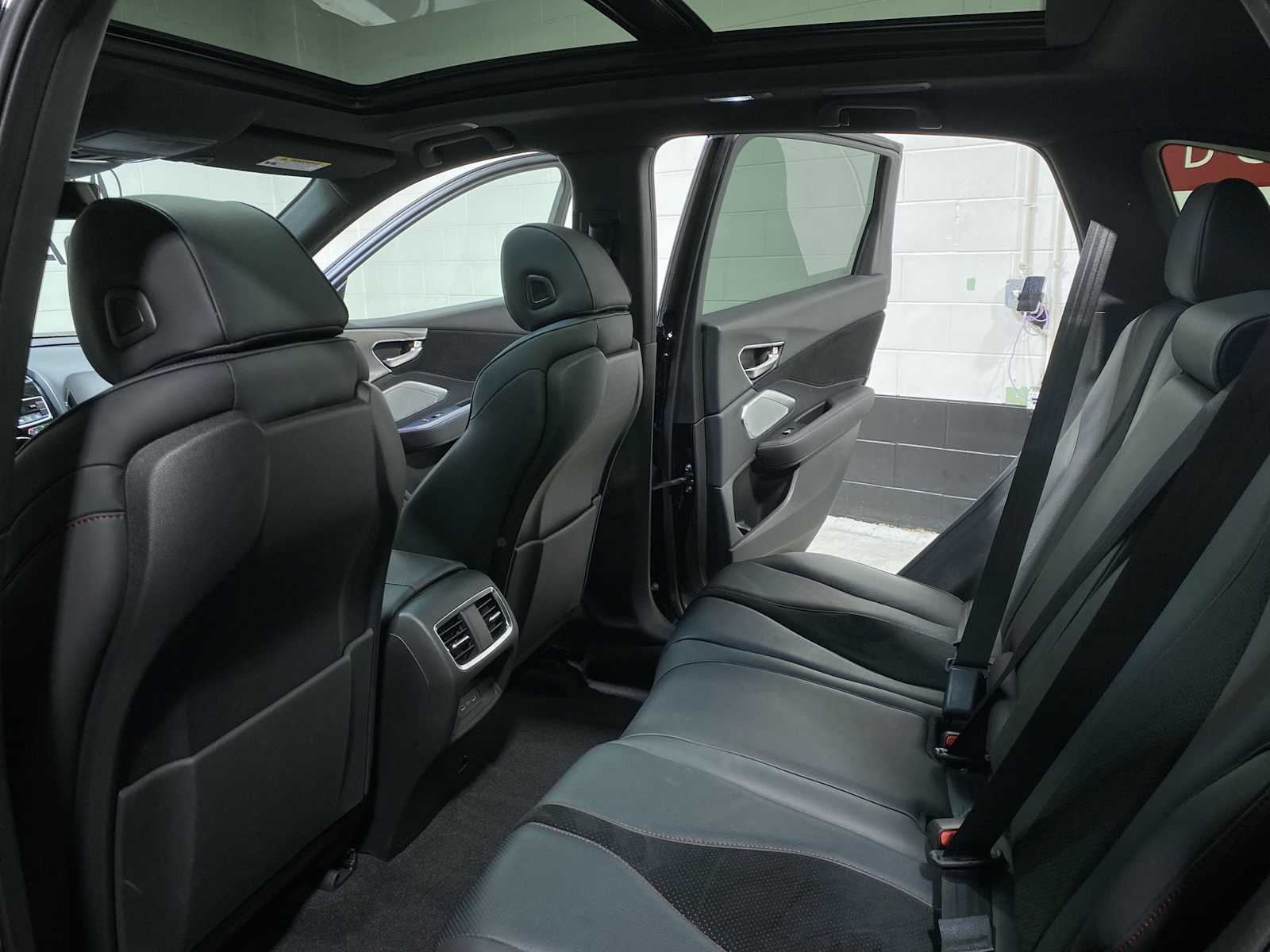 Thumbnail: 2023 Acura RDX - 12