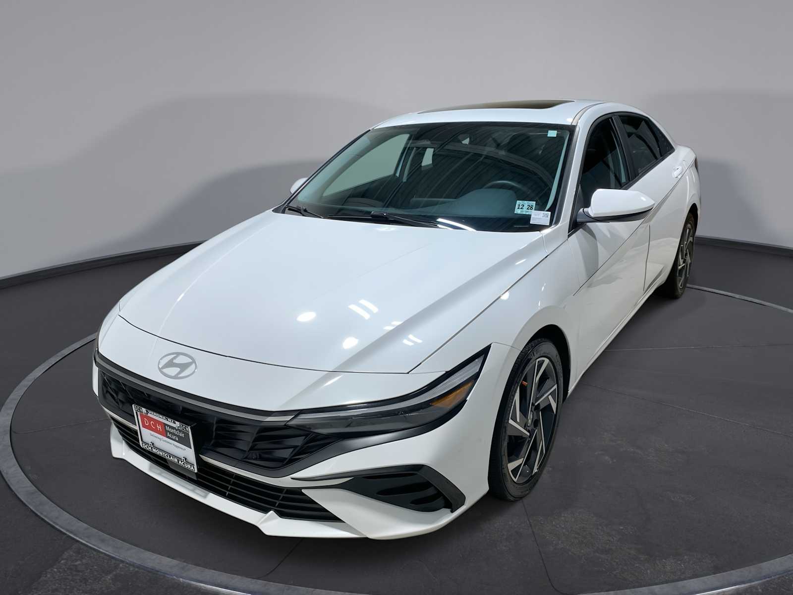 Thumbnail: 2024 Hyundai Elantra - 1