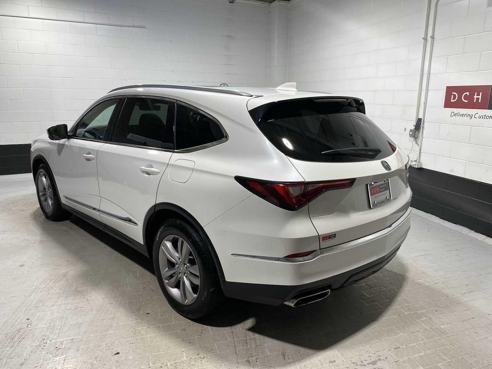 Thumbnail: 2023 Acura MDX - 4
