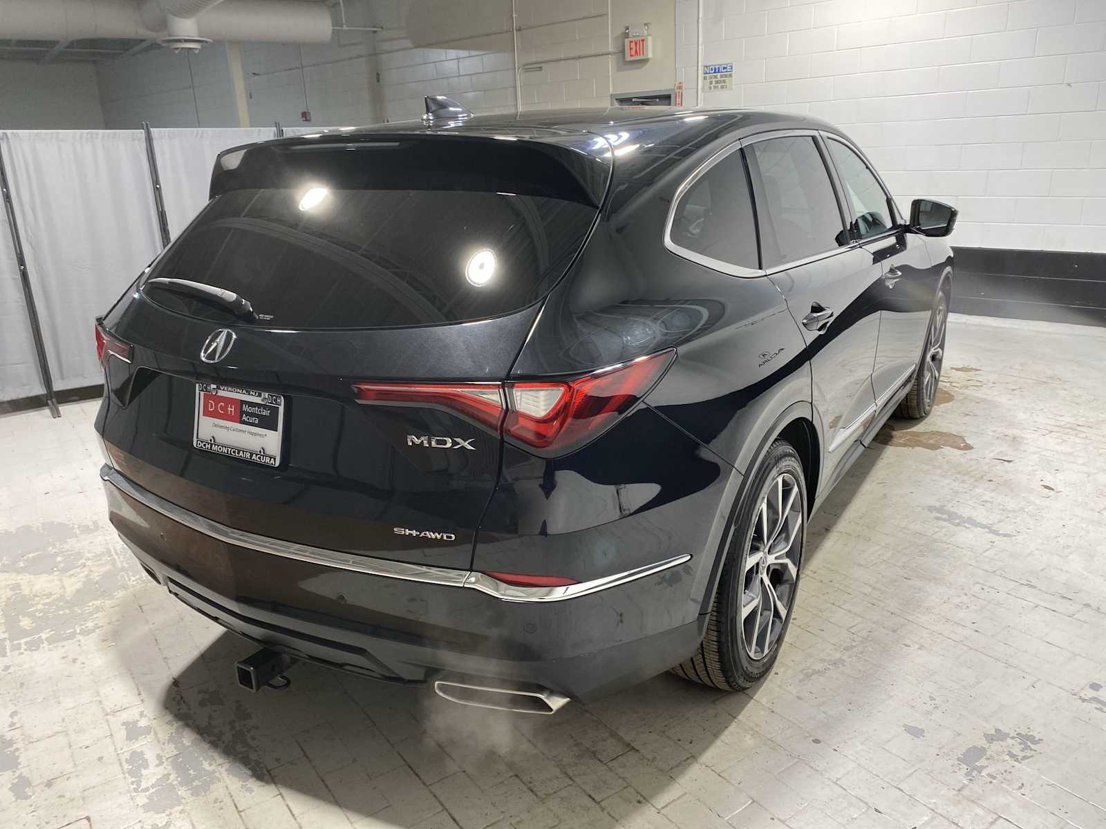 Thumbnail: 2023 Acura MDX - 26