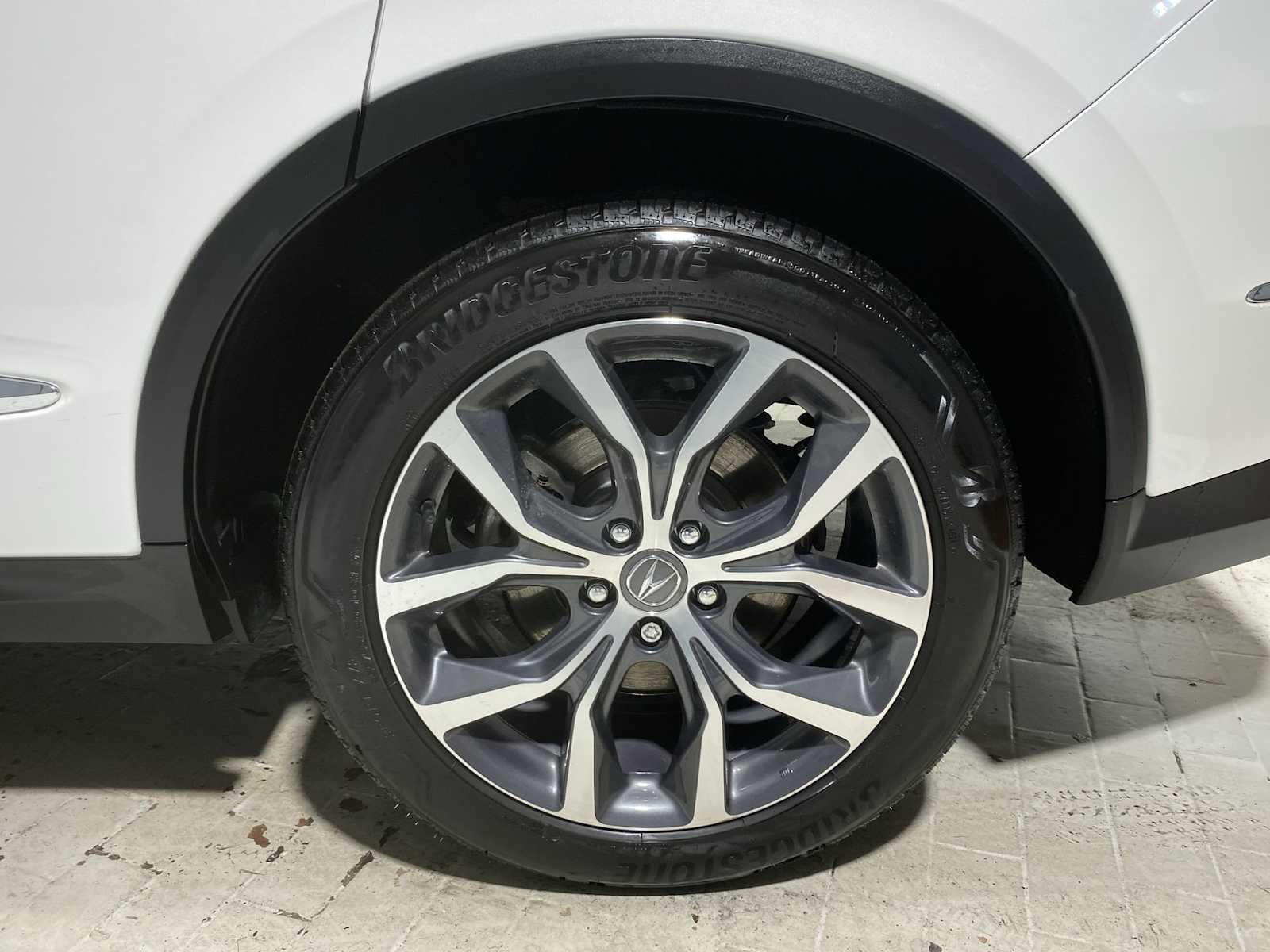 Thumbnail: 2023 Acura MDX - 8