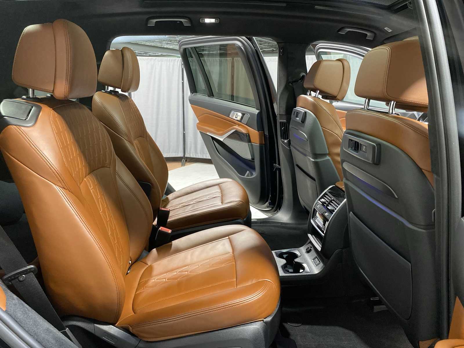 Thumbnail: 2020 BMW X7 - 13