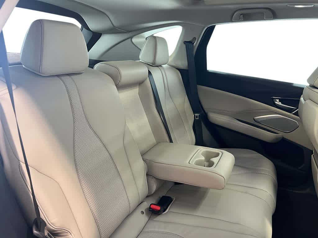 Thumbnail: 2026 Acura RDX - 32