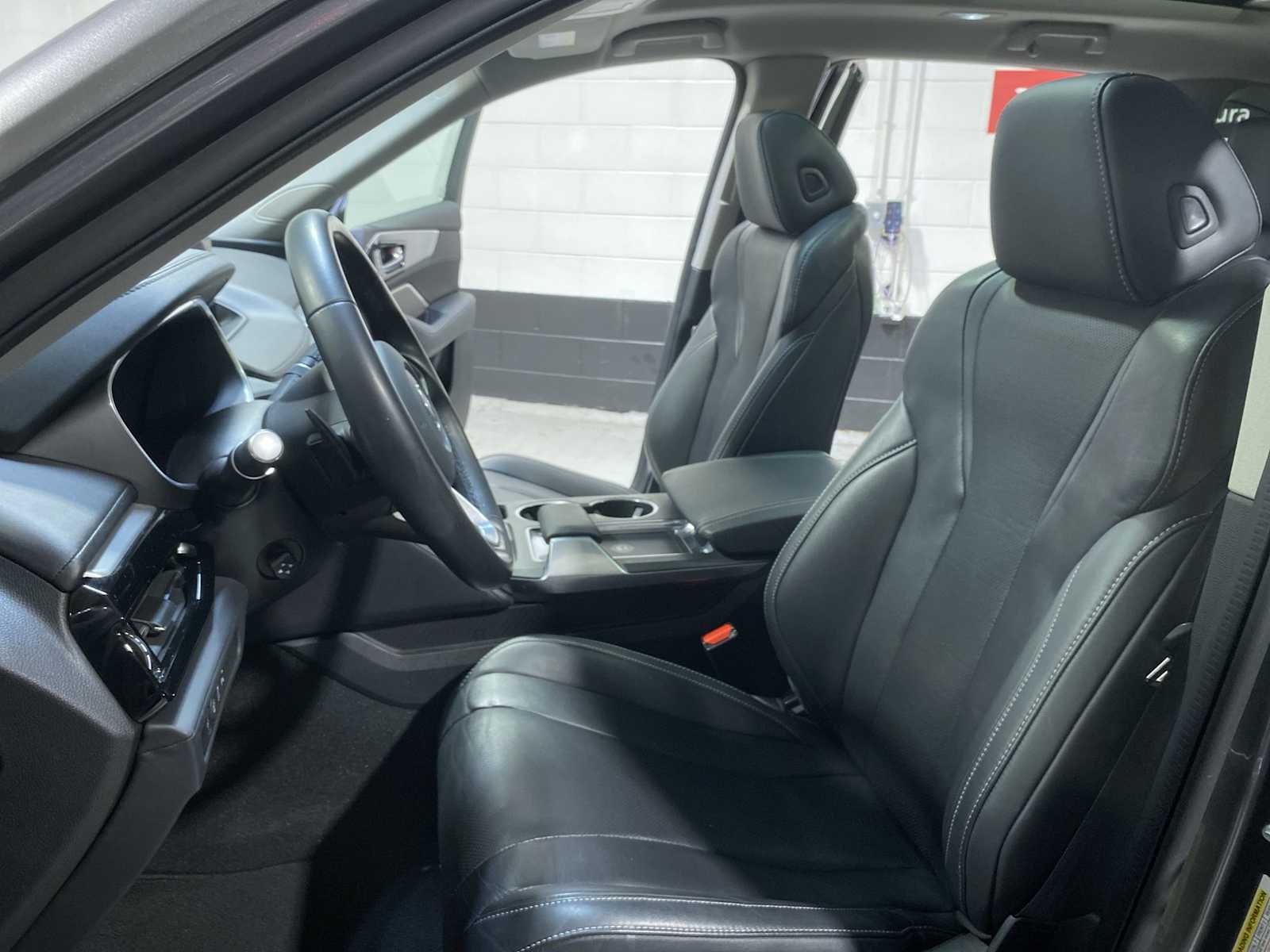 Thumbnail: 2023 Acura MDX - 11