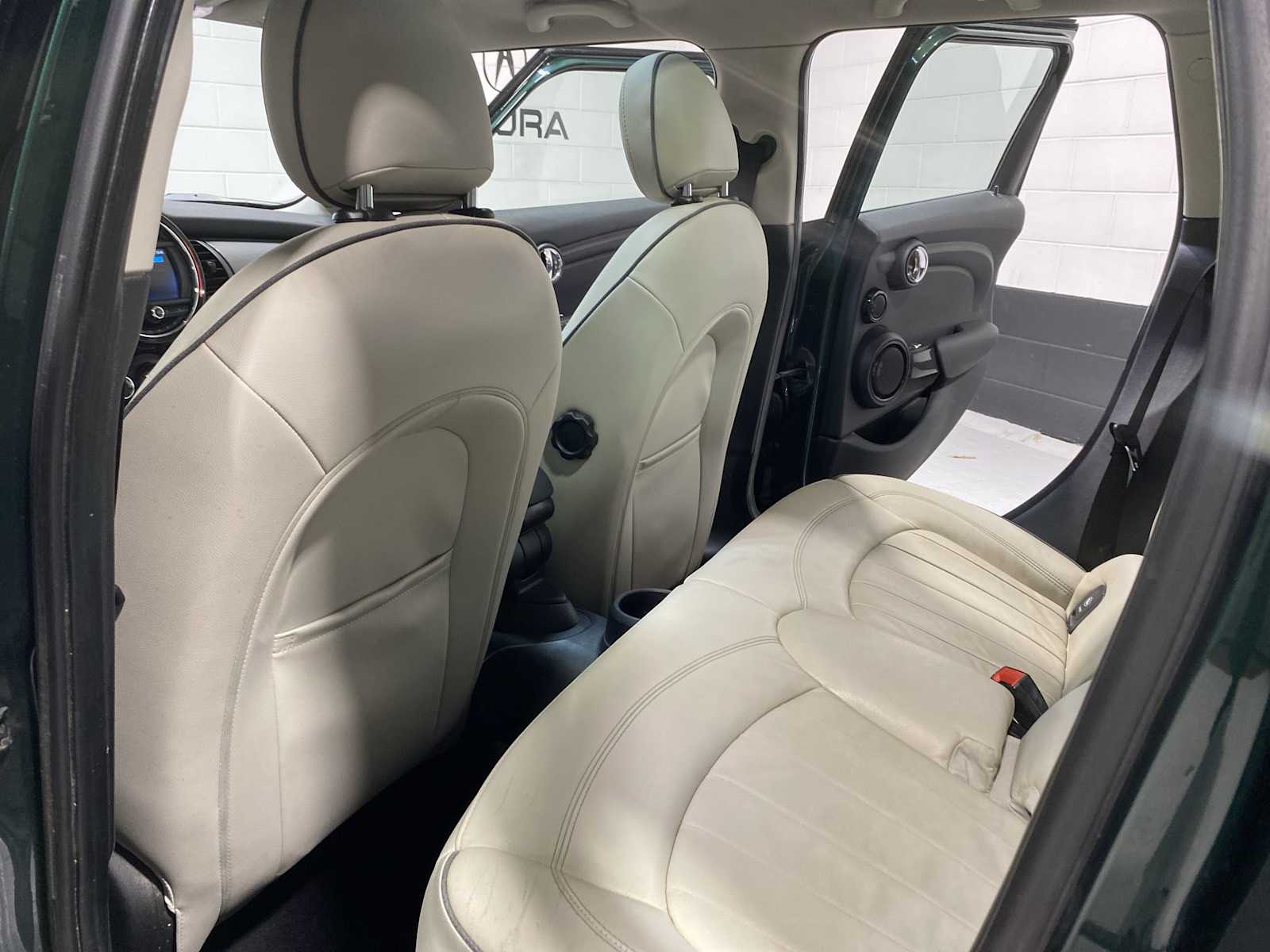 Thumbnail: 2019 MINI Cooper Hardtop - 12