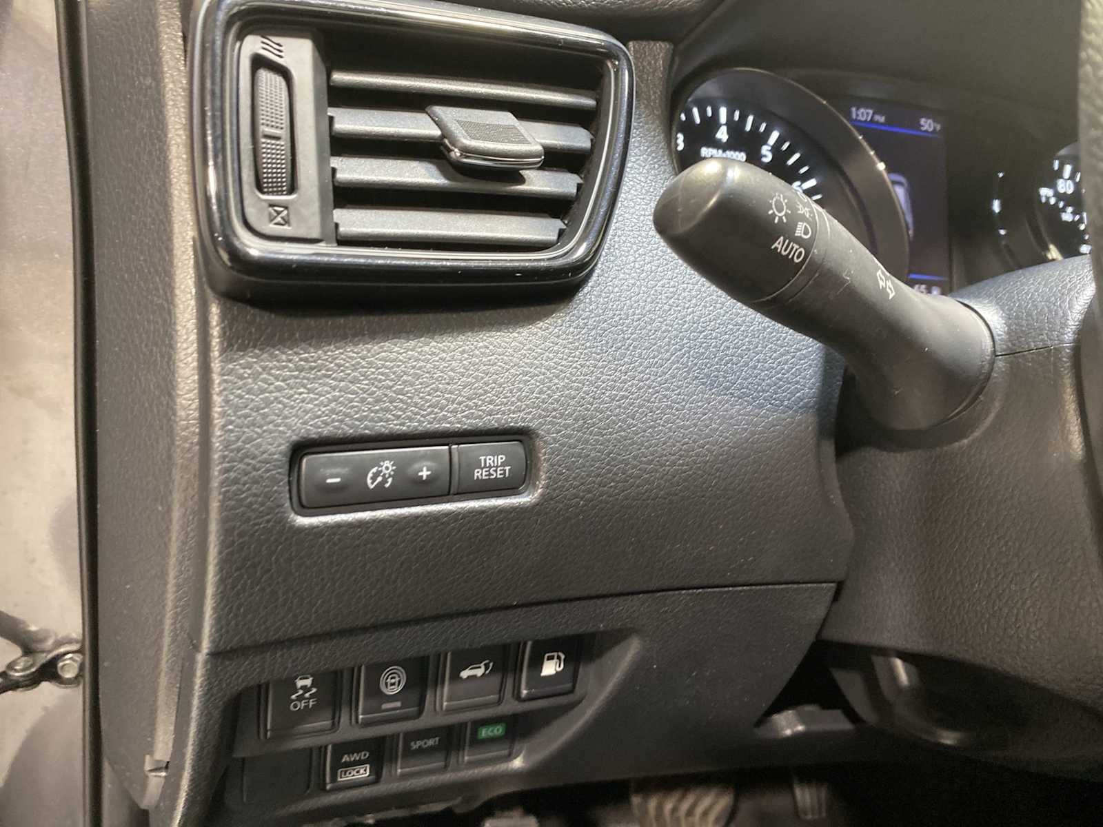 Thumbnail: 2019 Nissan Rogue - 24