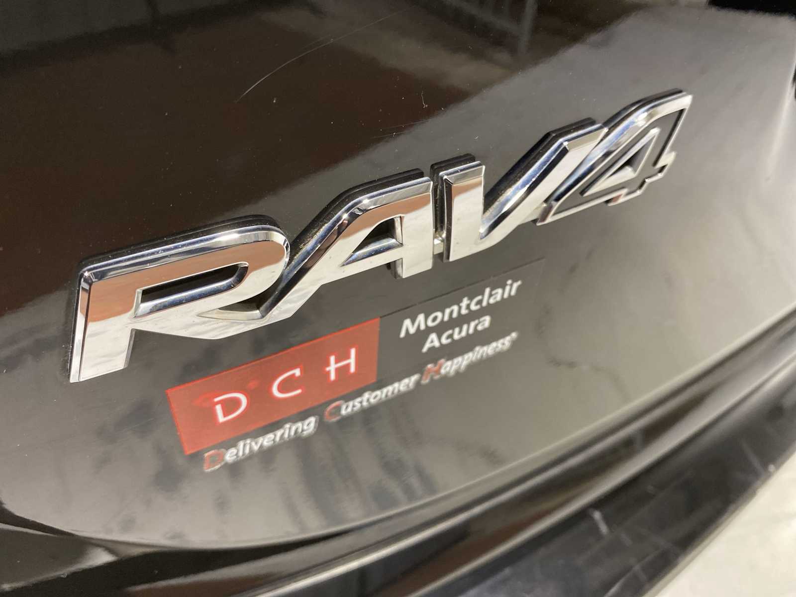 Thumbnail: 2017 Toyota RAV4 - 7