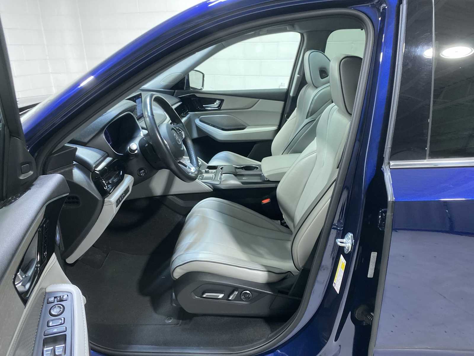 Thumbnail: 2023 Acura MDX - 2