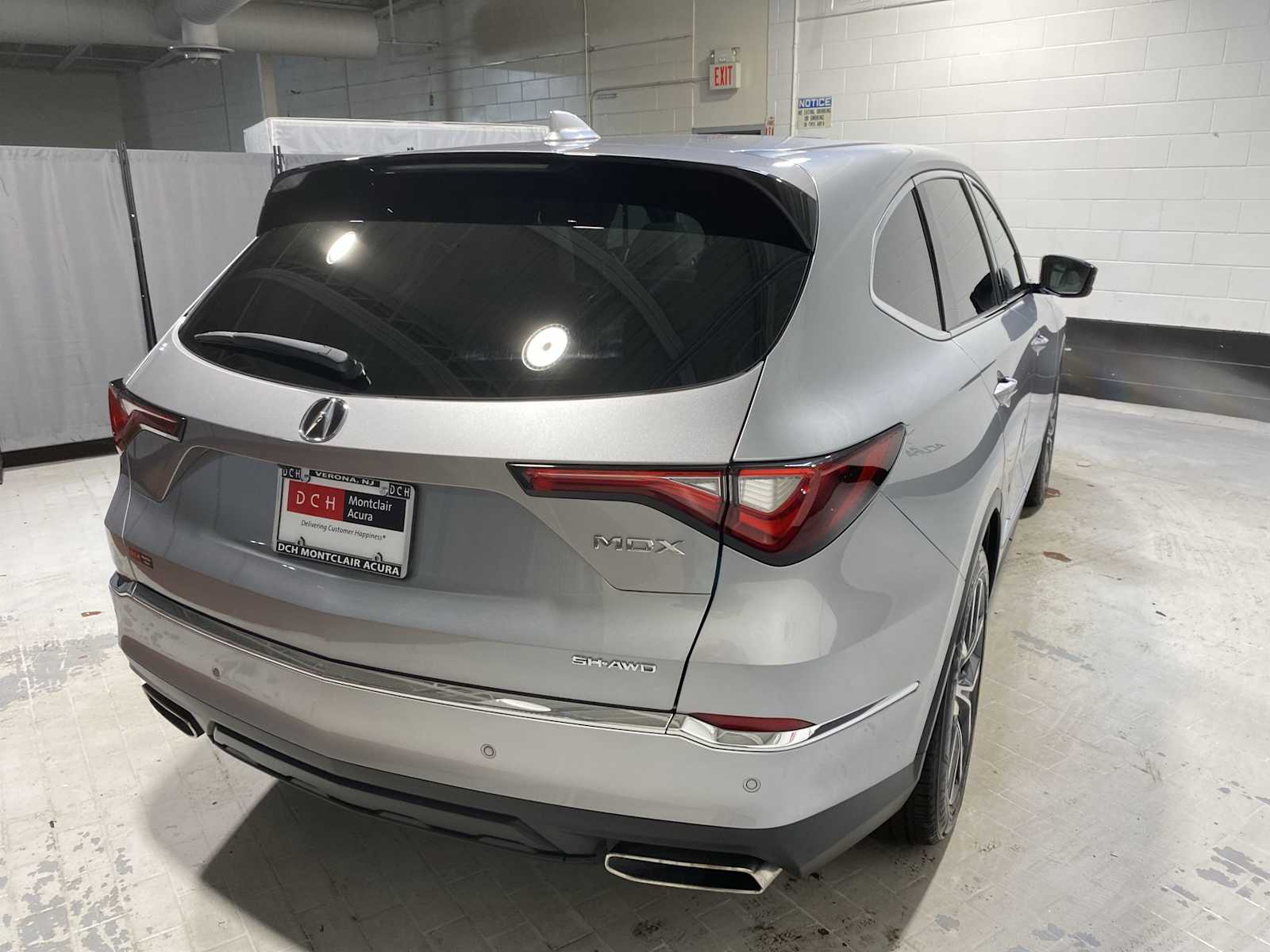 Thumbnail: 2023 Acura MDX - 26
