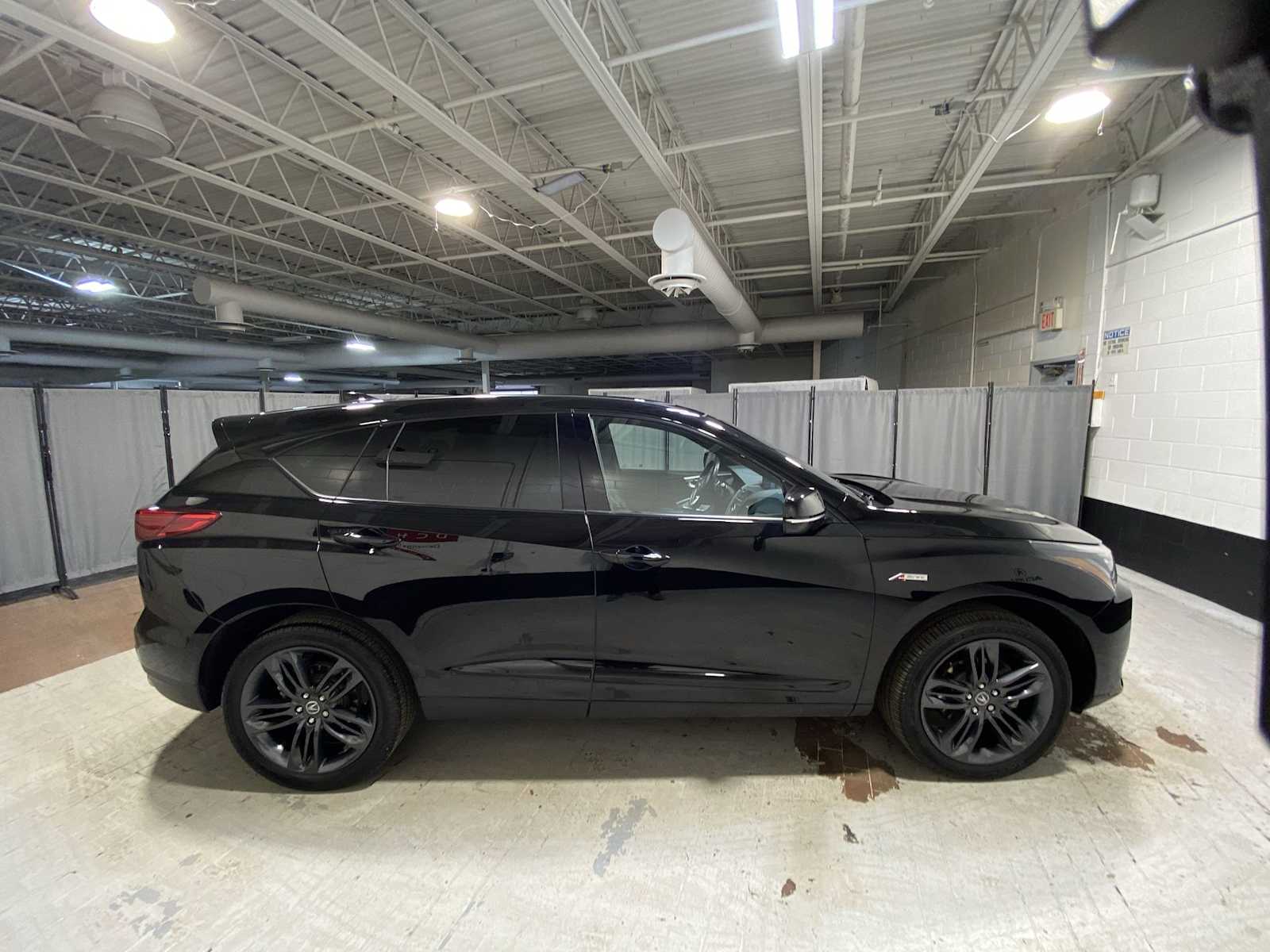 Thumbnail: 2023 Acura RDX - 27