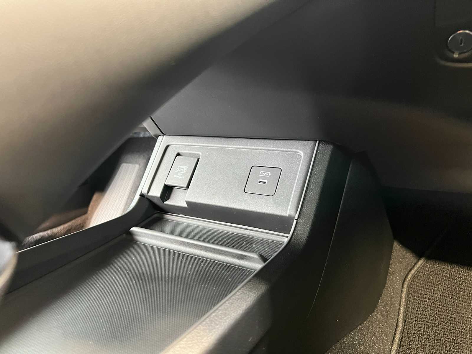 Thumbnail: 2026 Acura RDX - 25