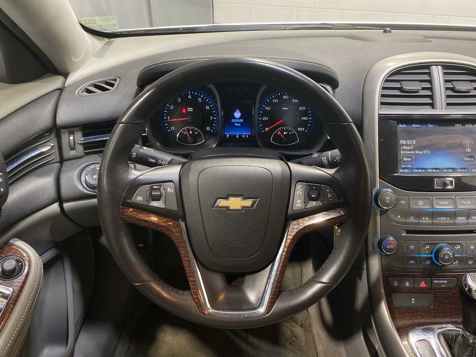 Thumbnail: 2013 Chevrolet Malibu - 15