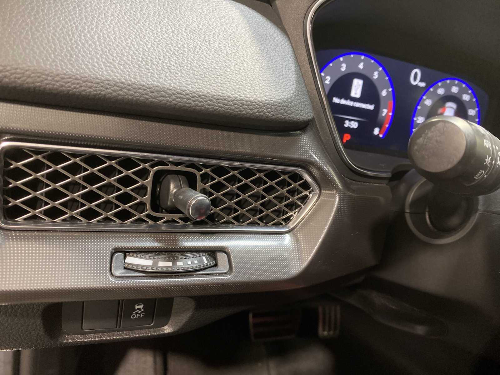 Thumbnail: 2024 Acura Integra - 24