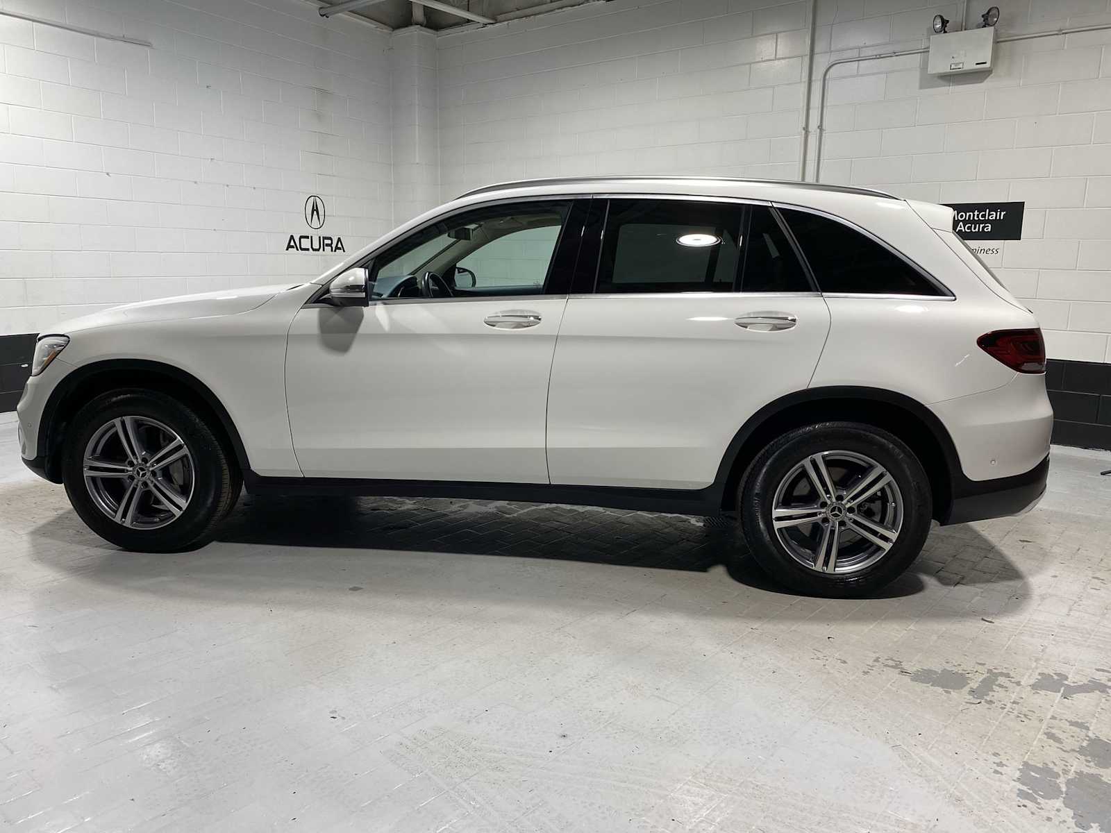 2021 Mercedes-Benz GLC 300 3