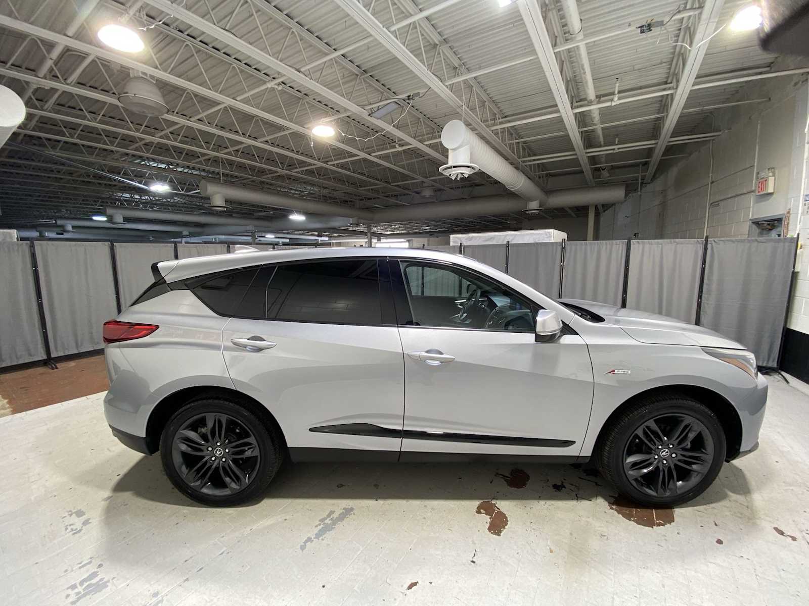 Thumbnail: 2023 Acura RDX - 27