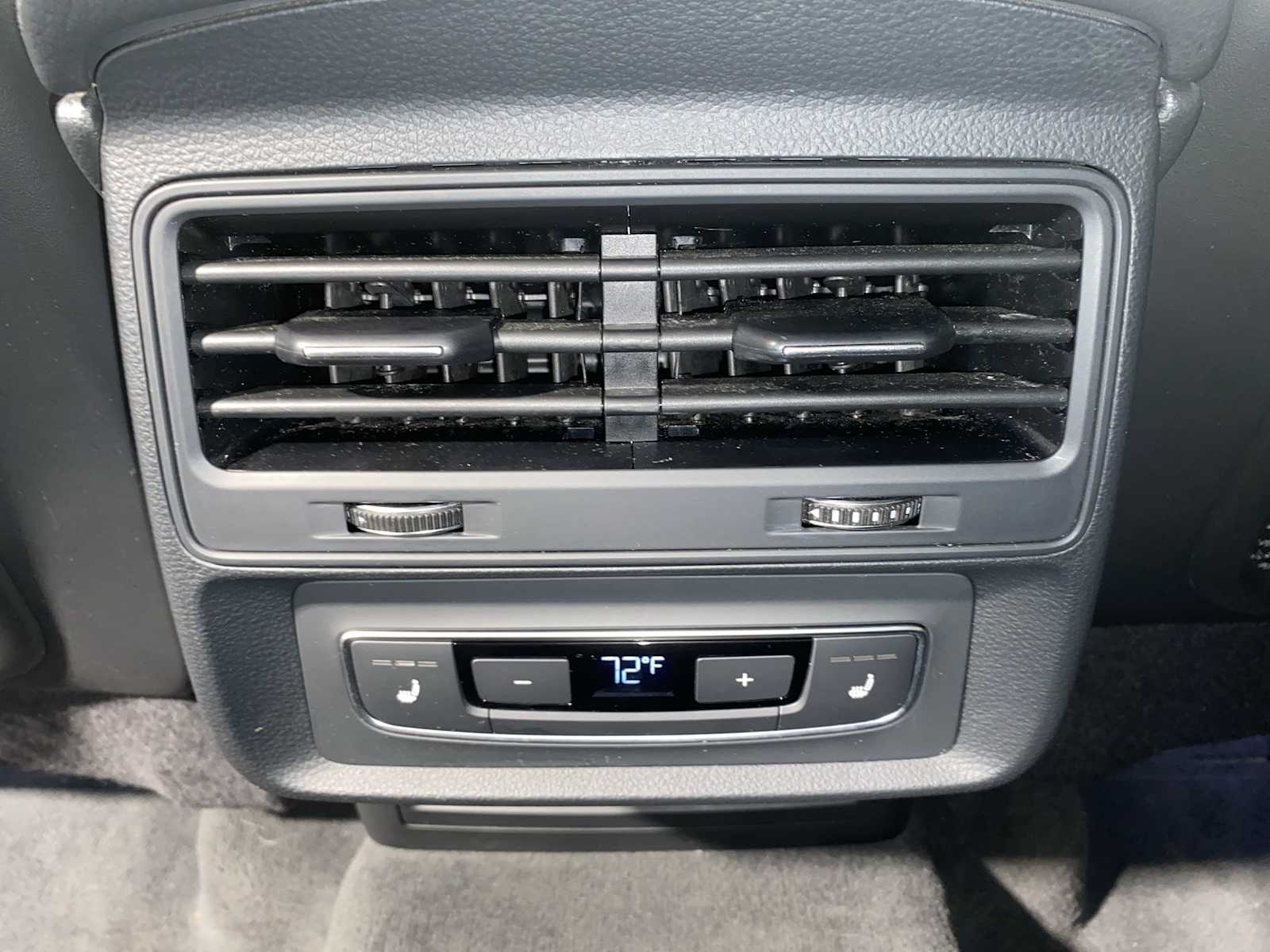 Thumbnail: 2020 Audi Q8 - 25