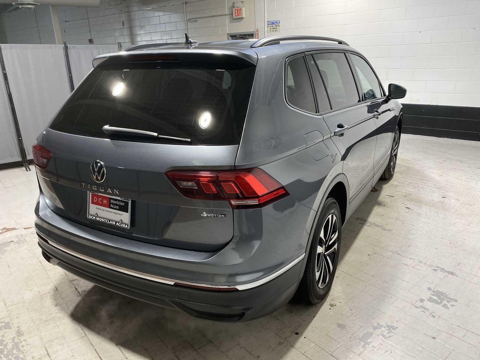 Thumbnail: 2022 Volkswagen Tiguan - 26