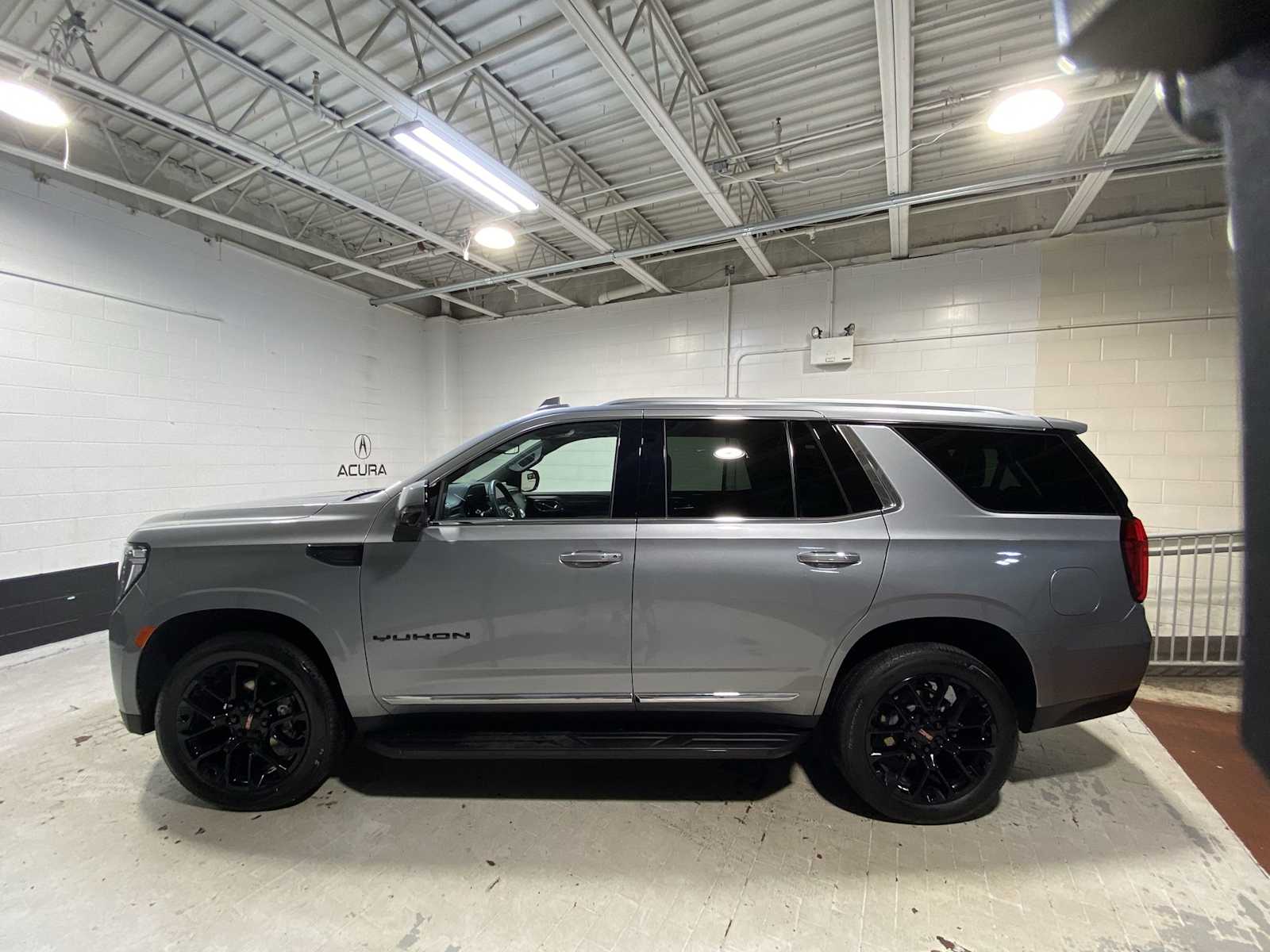 Thumbnail: 2023 GMC Yukon - 3