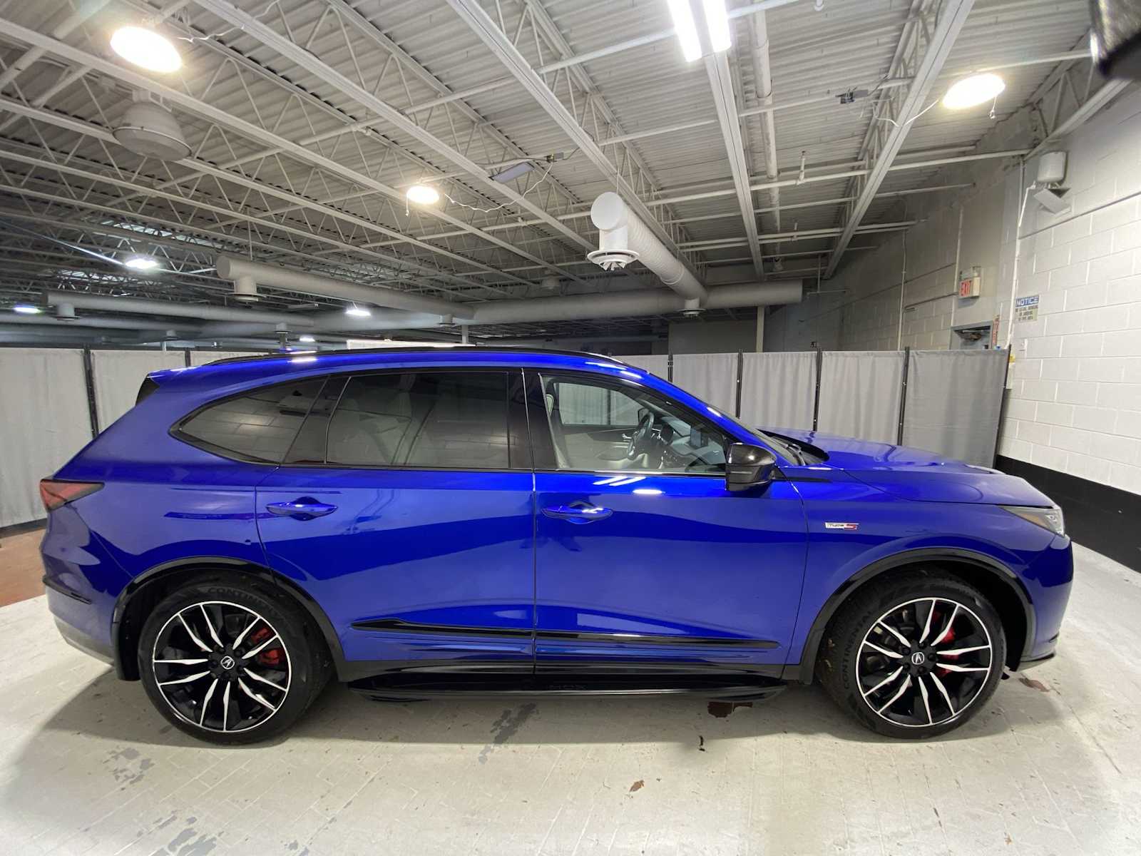 Thumbnail: 2023 Acura MDX - 27