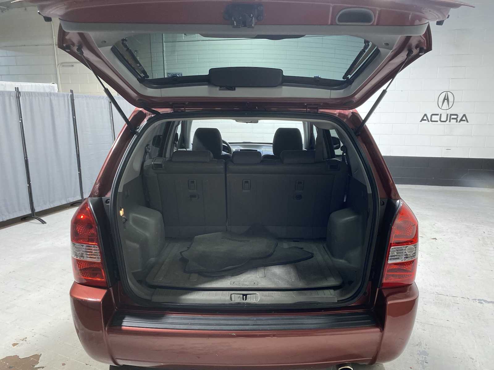 Thumbnail: 2008 Hyundai Tucson - 19