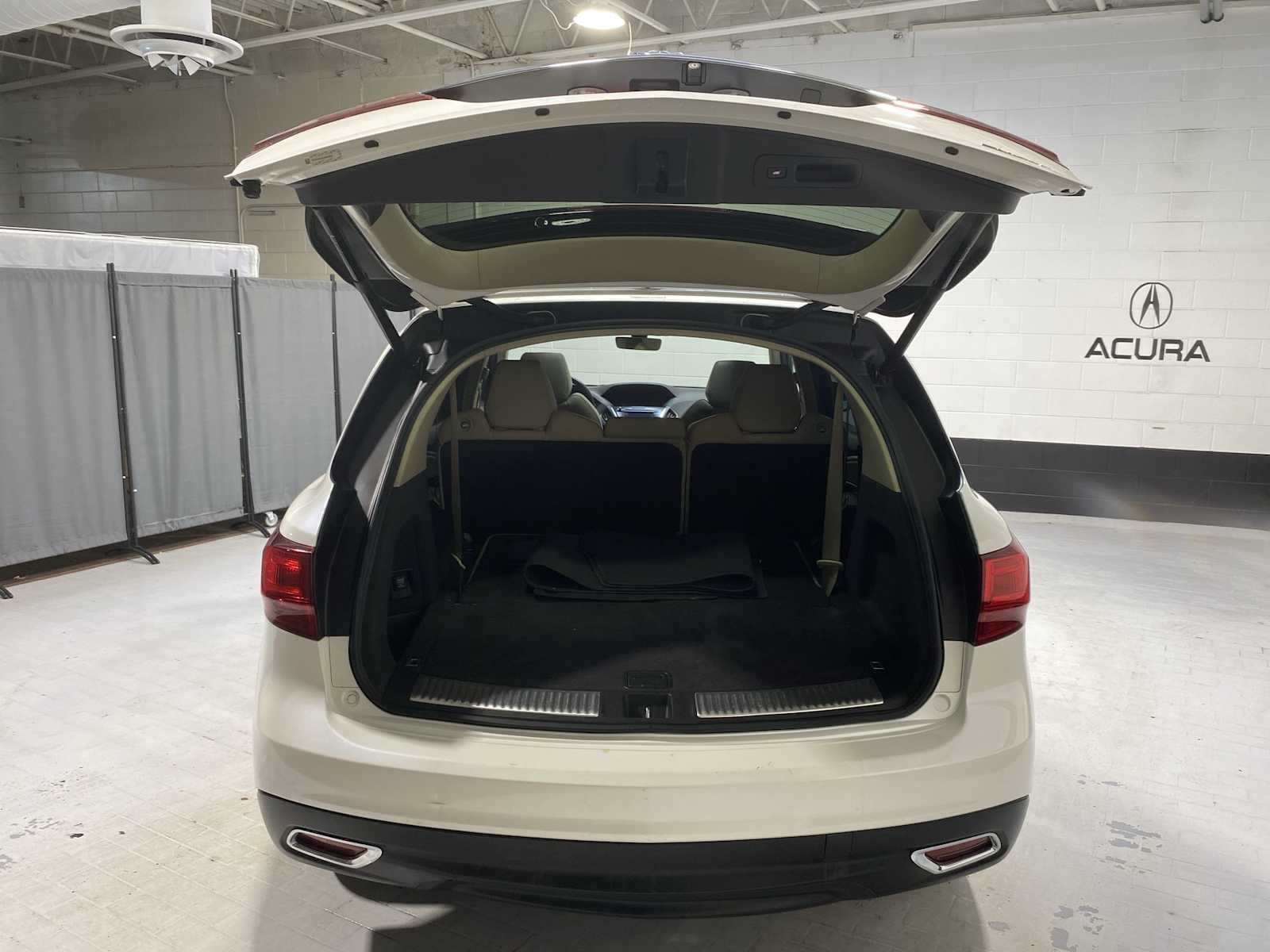 Thumbnail: 2016 Acura MDX - 19