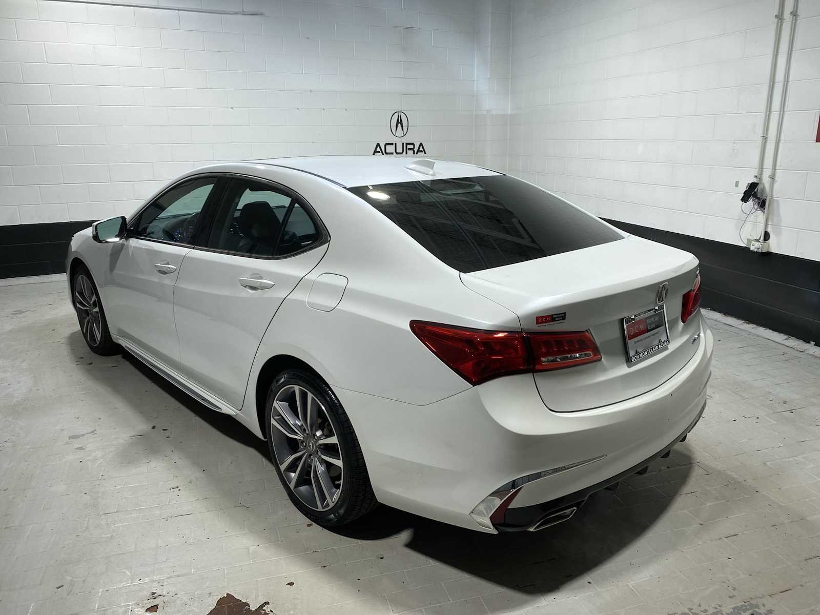 Thumbnail: 2019 Acura TLX - 4