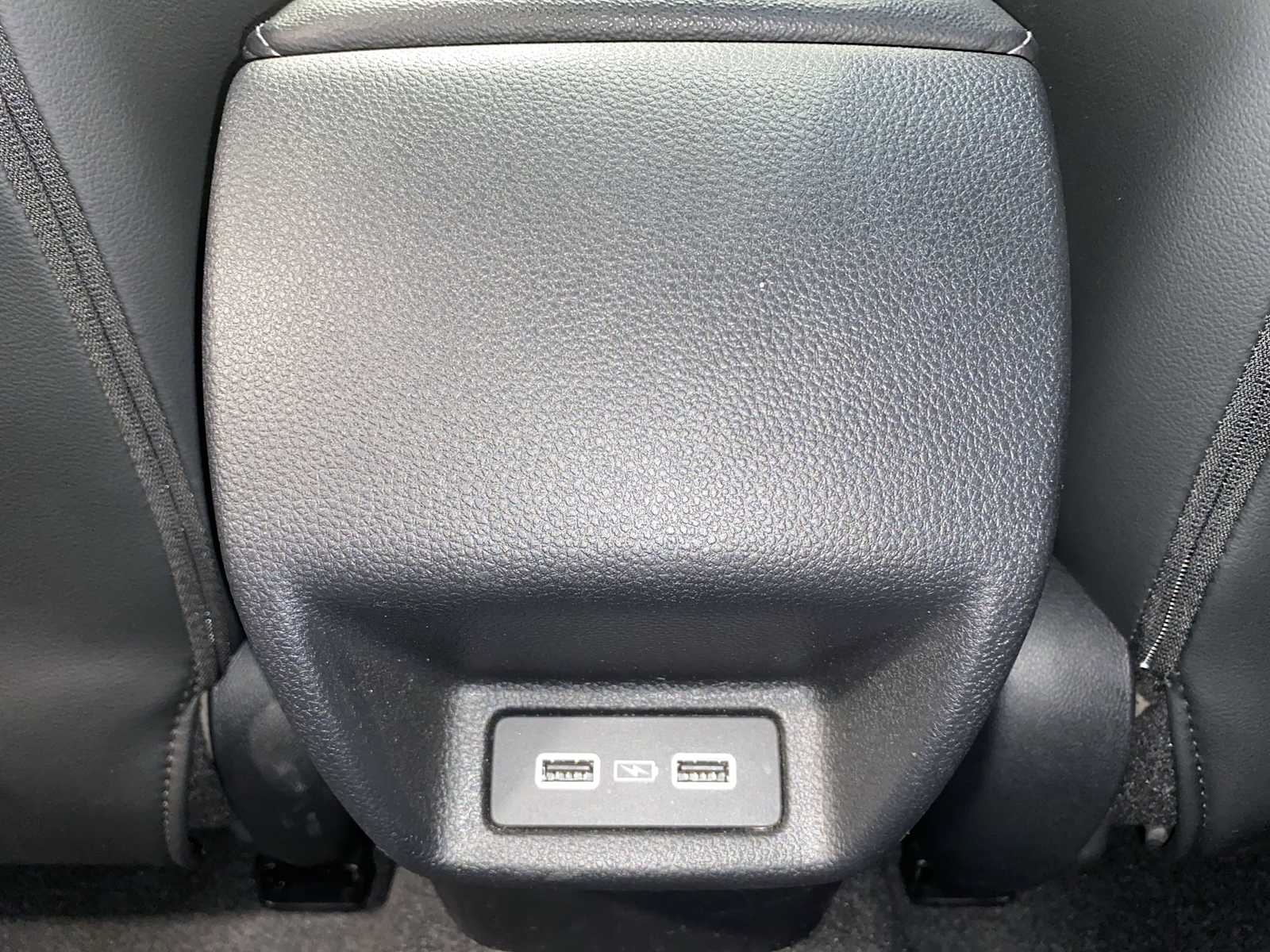 Thumbnail: 2023 Acura Integra - 25