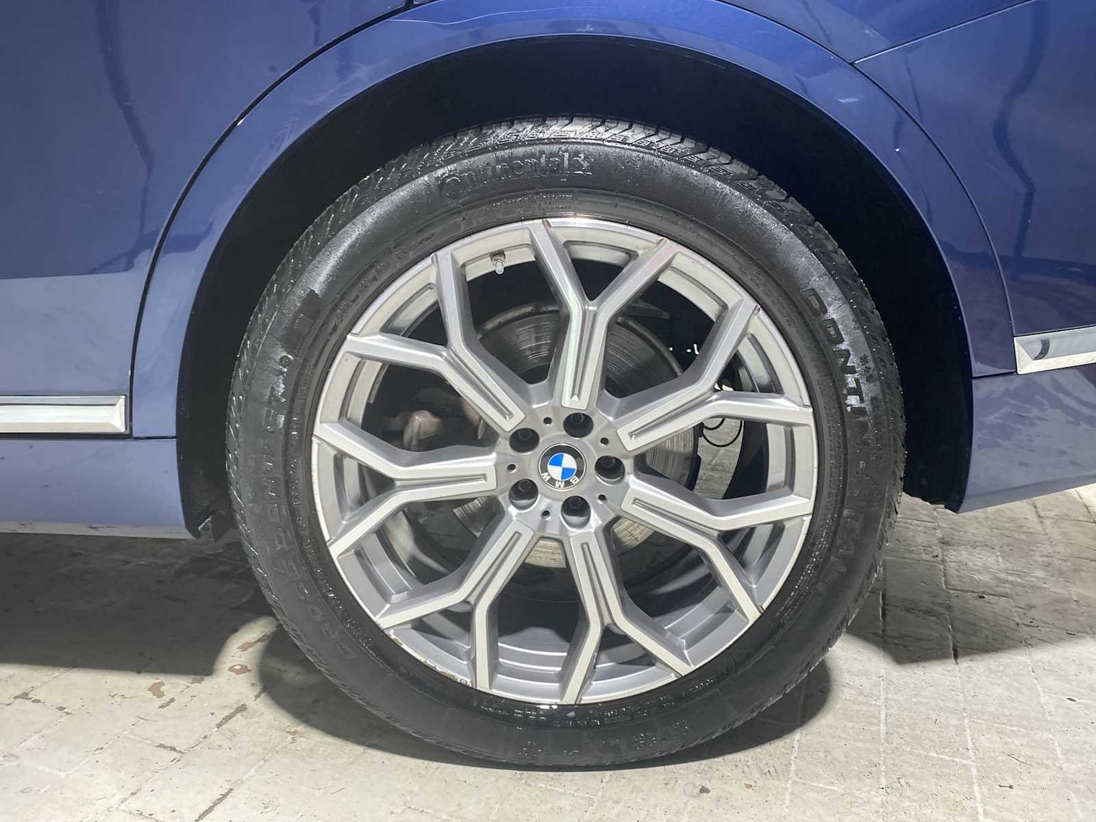 Thumbnail: 2021 BMW X7 - 8