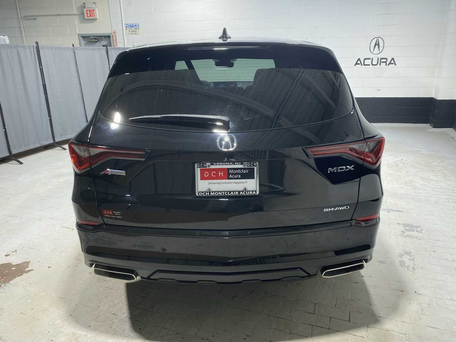 Thumbnail: 2023 Acura MDX - 5