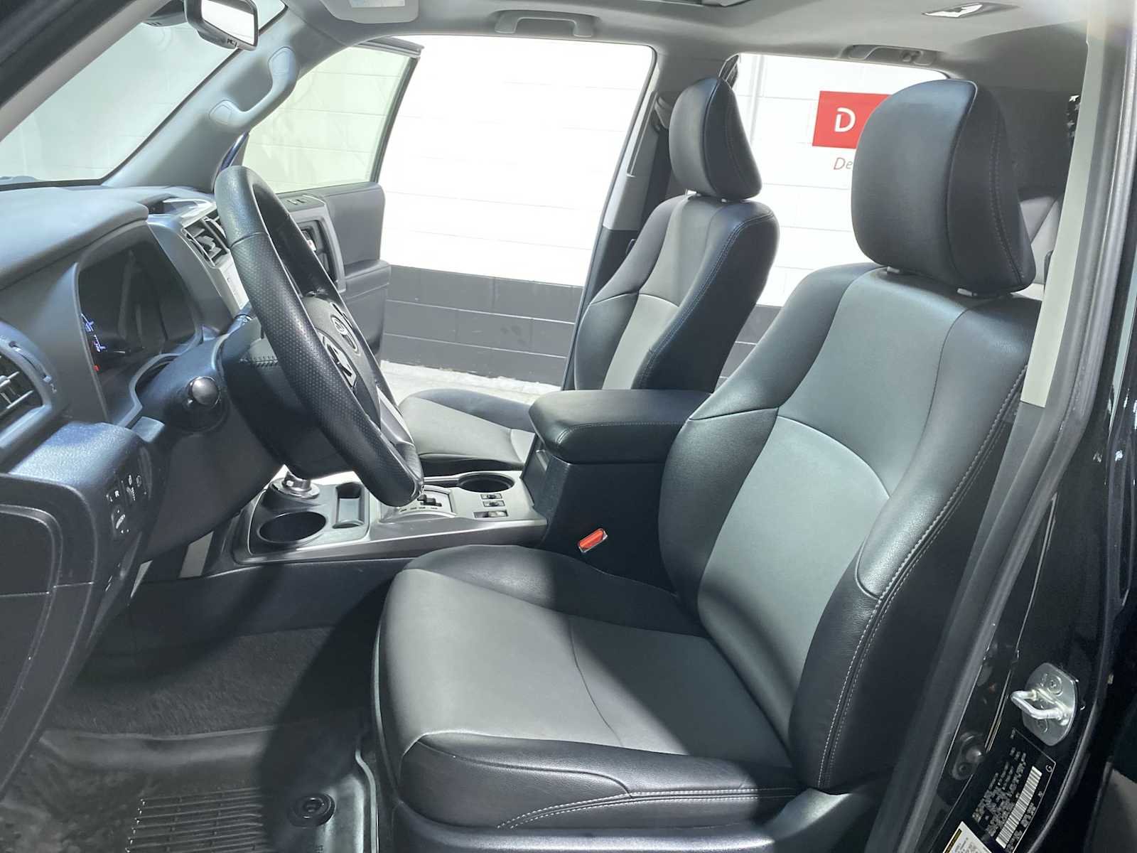 Thumbnail: 2023 Toyota 4Runner - 11