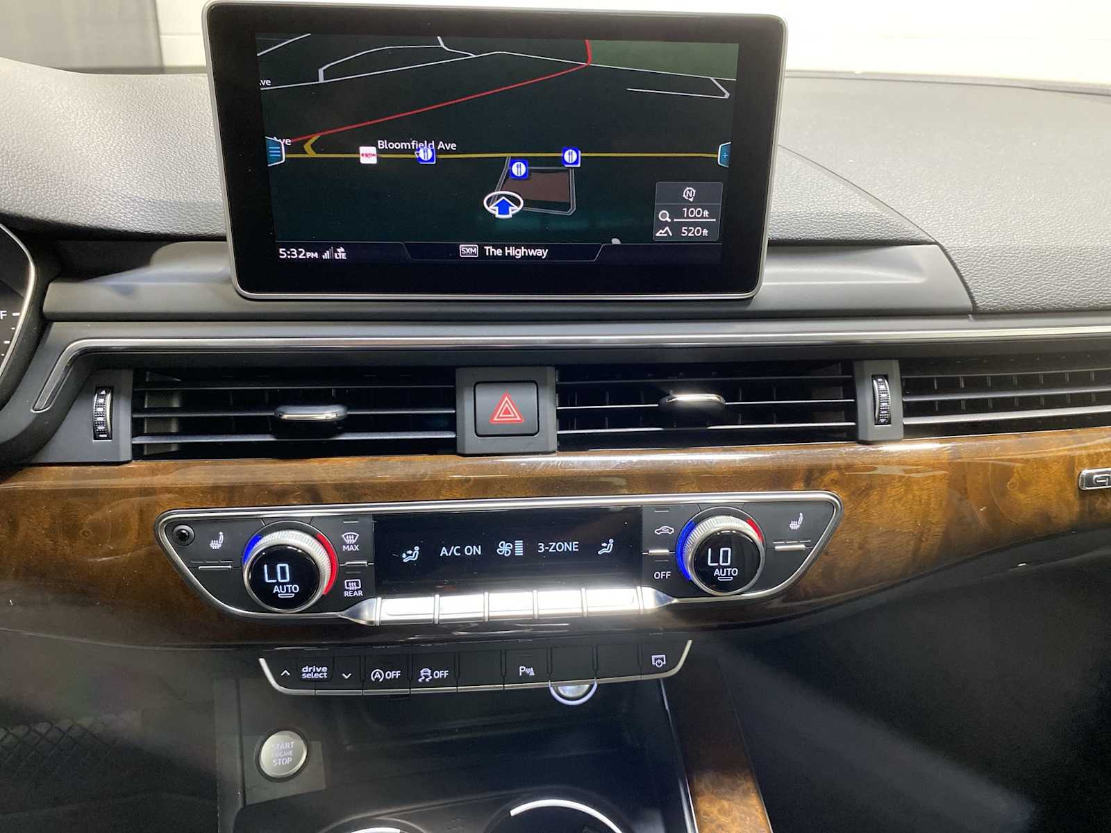 Thumbnail: 2019 Audi A4 - 16