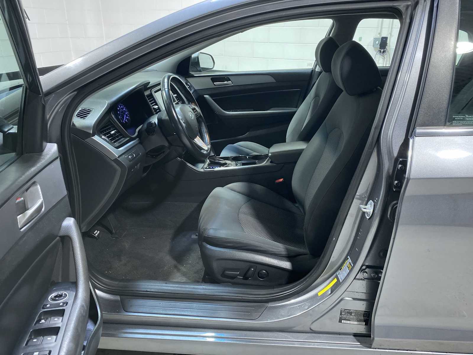 Thumbnail: 2018 Hyundai Sonata - 2