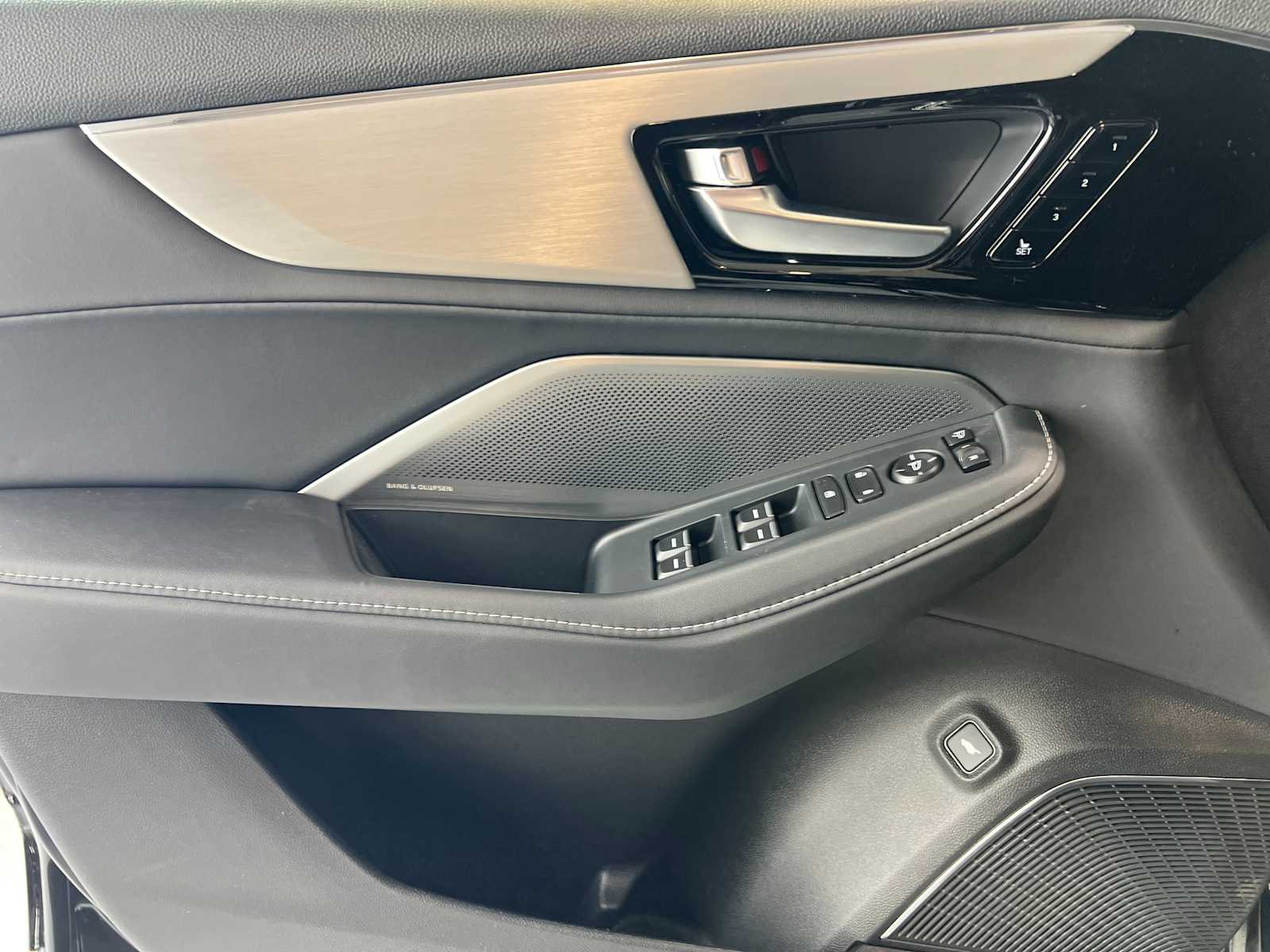 Thumbnail: 2026 Acura MDX - 23